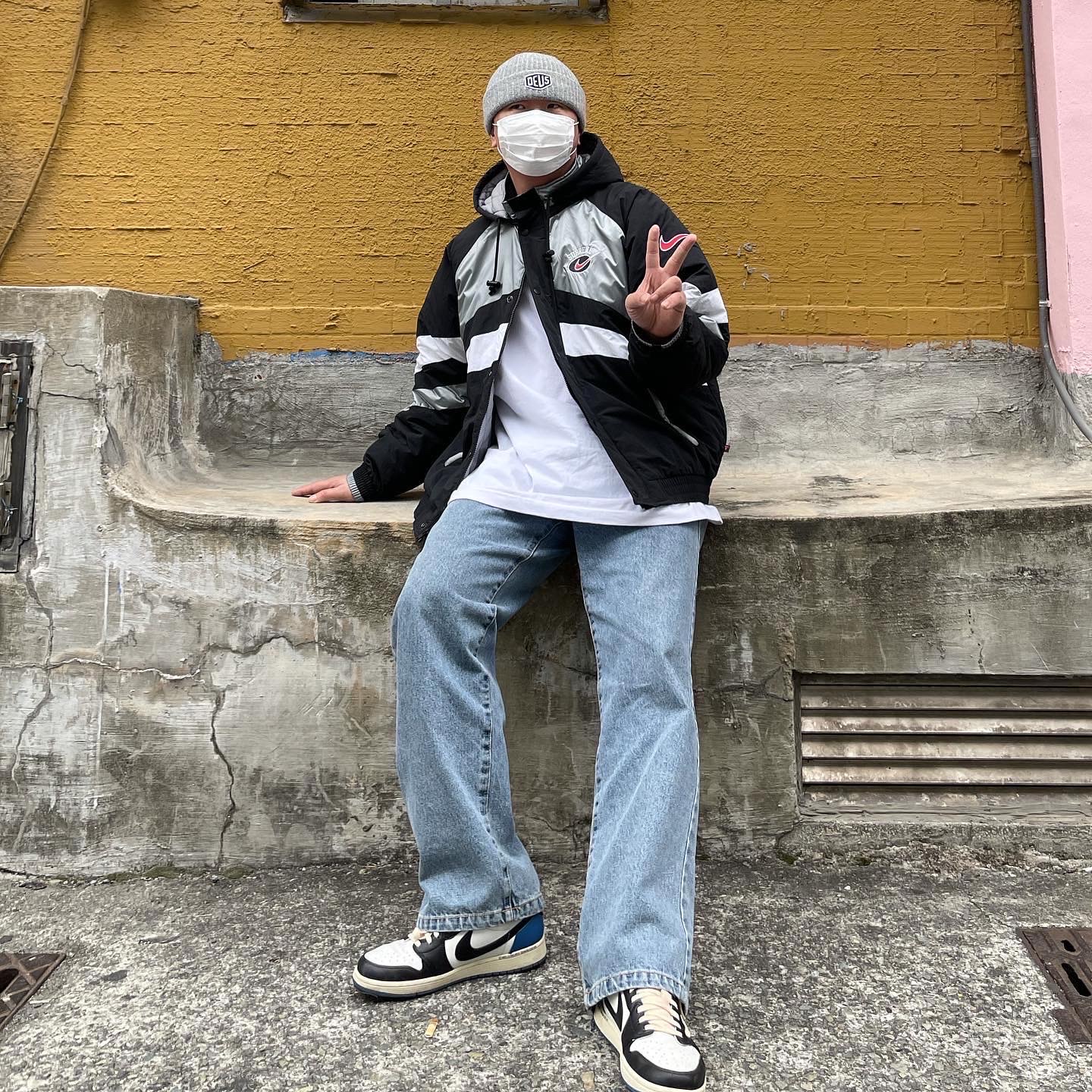Supreme x Nike Hooded Sport Jacket Silver - 19SS, Jordan 1 x Travis Scott x Fragment Retro Low OG SP Military Blue 착용 스타일 - 4