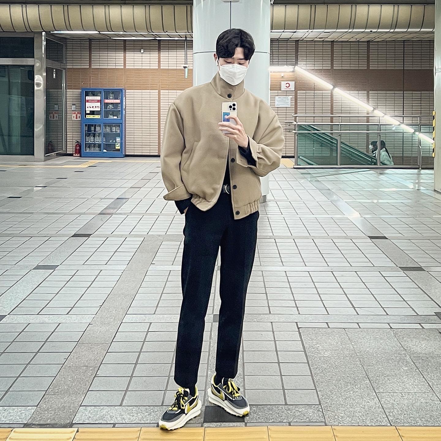 Nike x Sacai x Undercover LDWaffle Black Bright Citron 착용 스타일 - 1