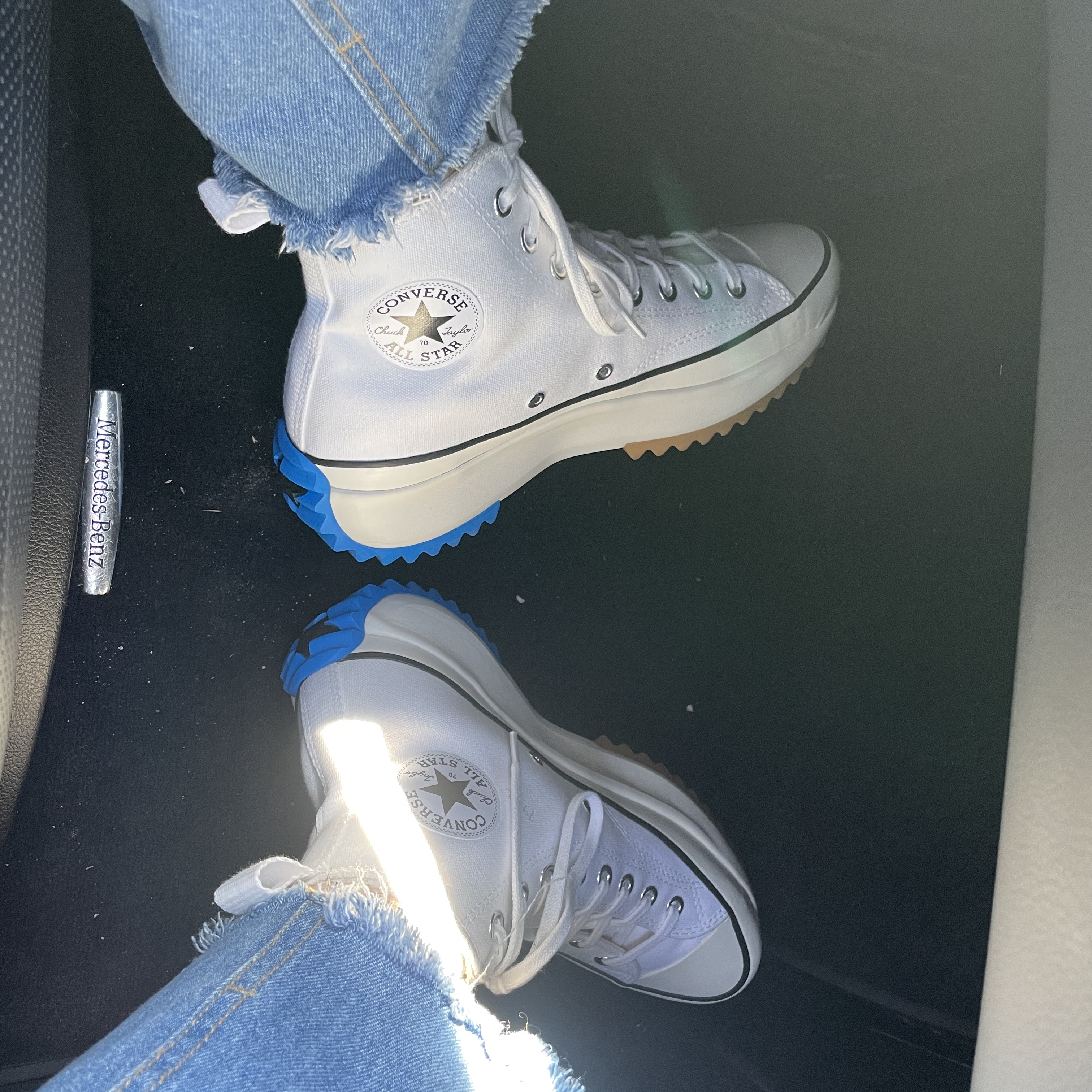 Converse x JW Anderson Run Star Hike Hi White 착용 스타일