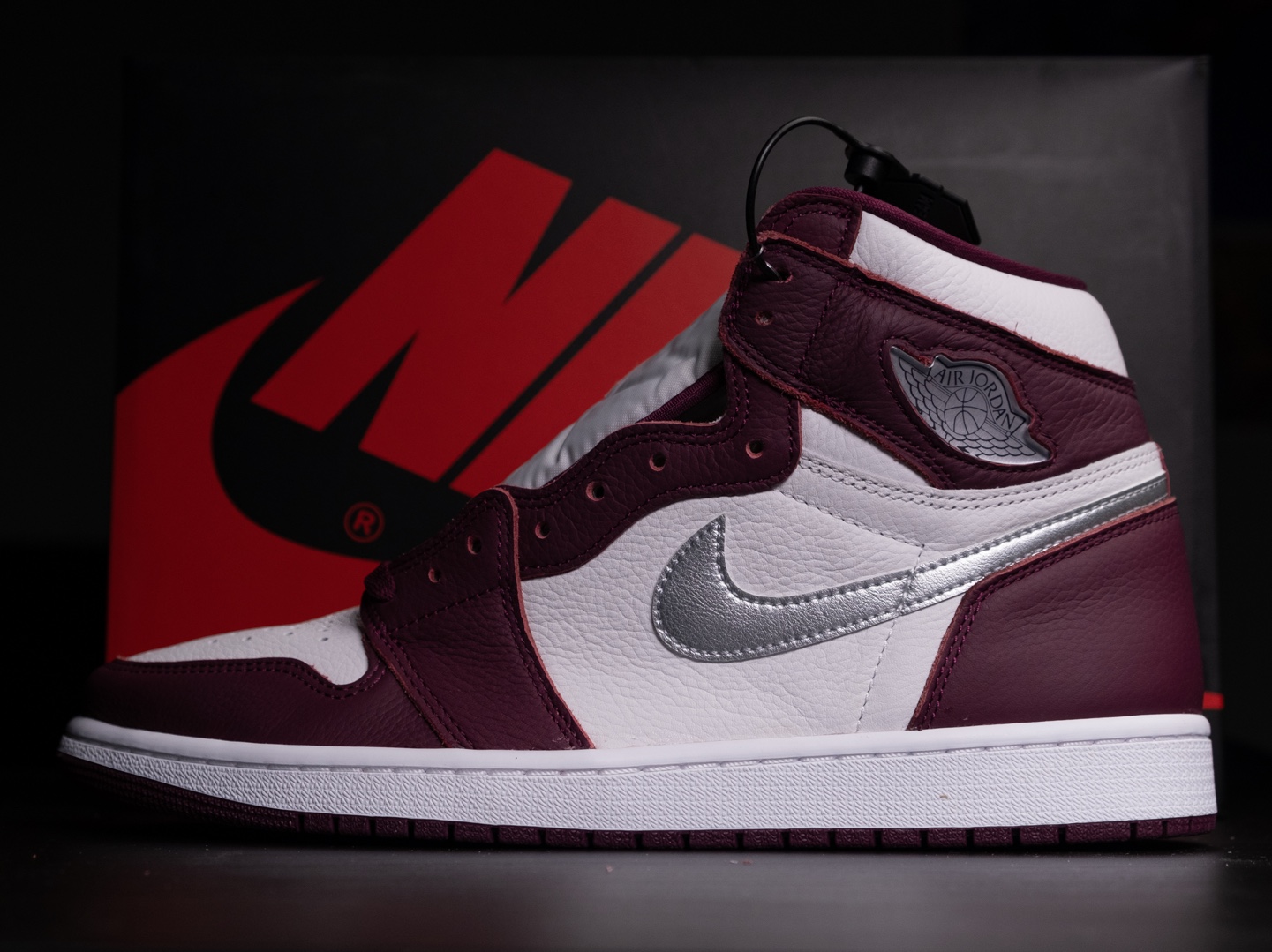 Jordan 1 Retro High OG Bordeaux 착용 스타일