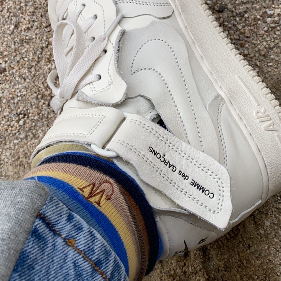 Nike x Comme des Garcons Homme Plus Air Force Mid White 착용 스타일