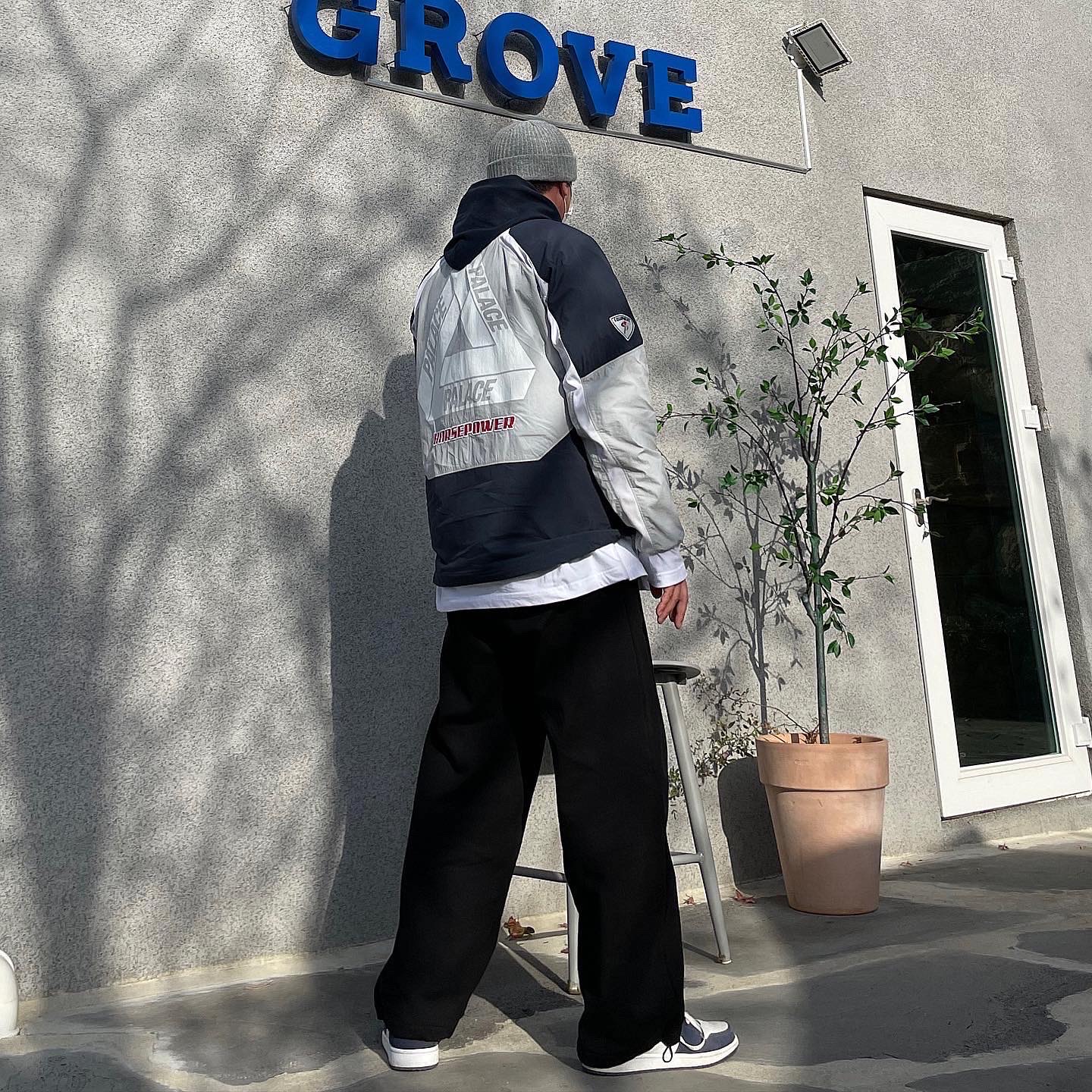 Palace Horsepower Crew Gray - 20SS, Jordan 1 Retro High OG CO.JP Midnight Navy 착용 스타일 - 1