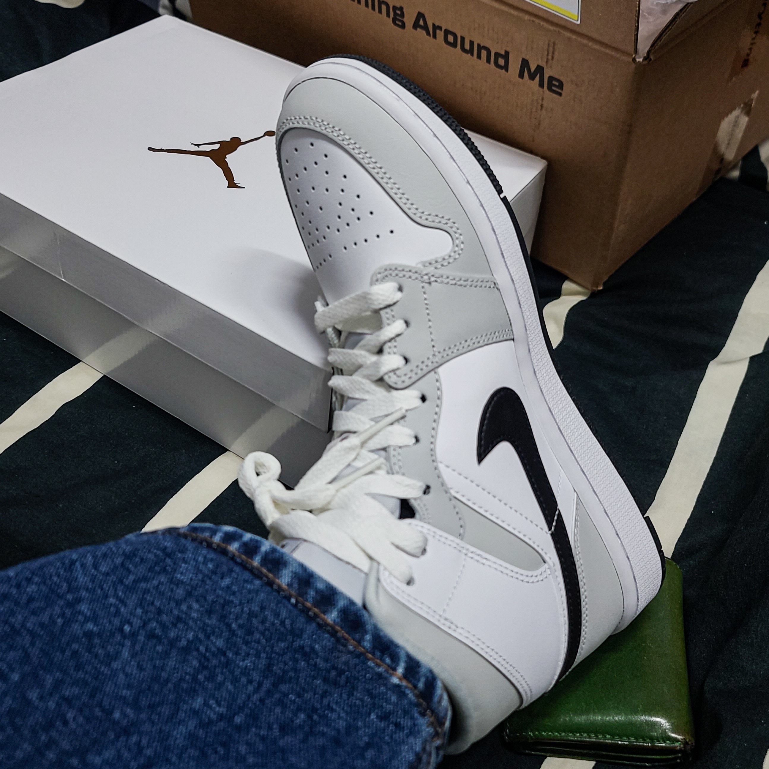 (W) Jordan 1 Mid Grey Fog 착용 스타일 - 2