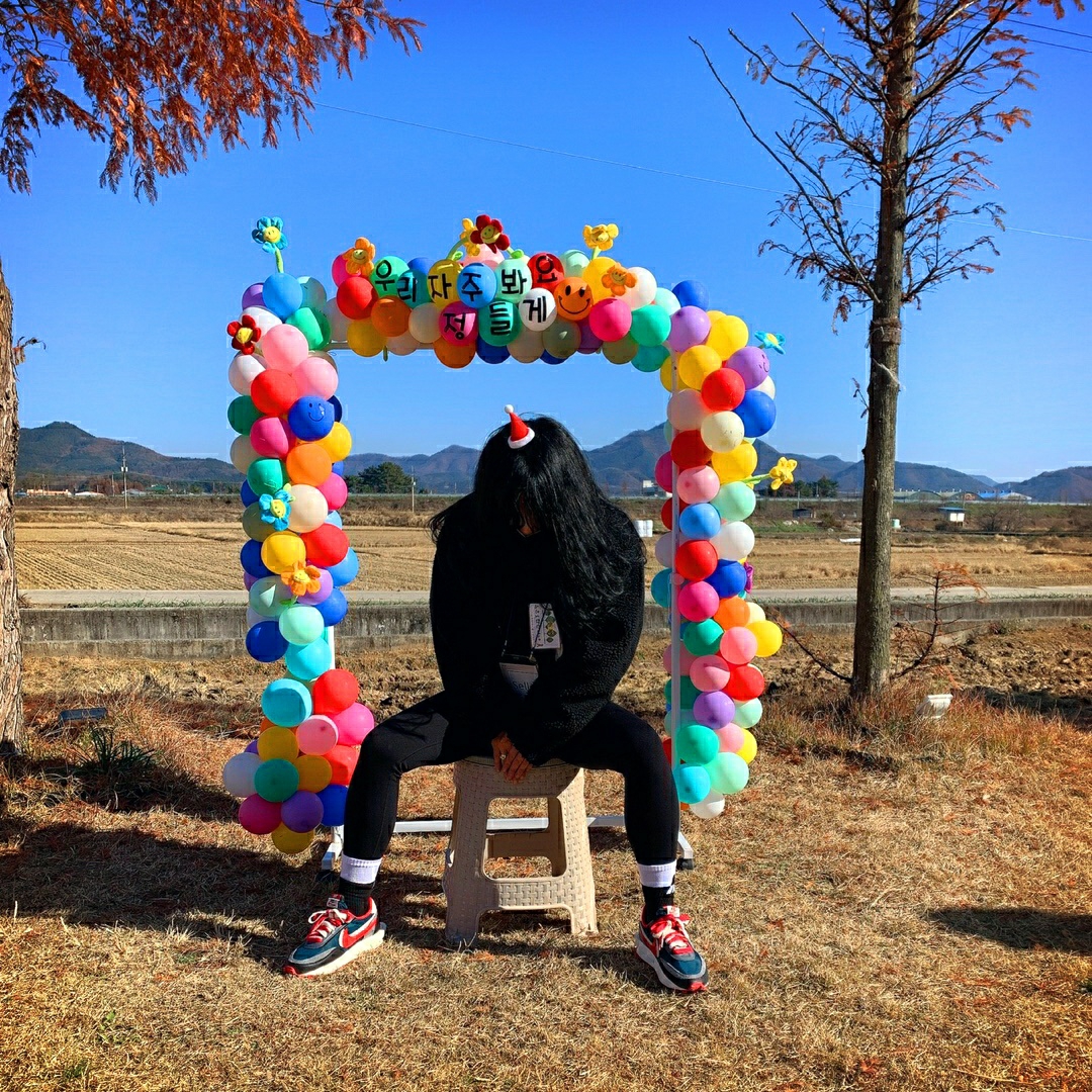 Nike x Sacai x Undercover LDWaffle Midnight Spruce University Red 착용 스타일