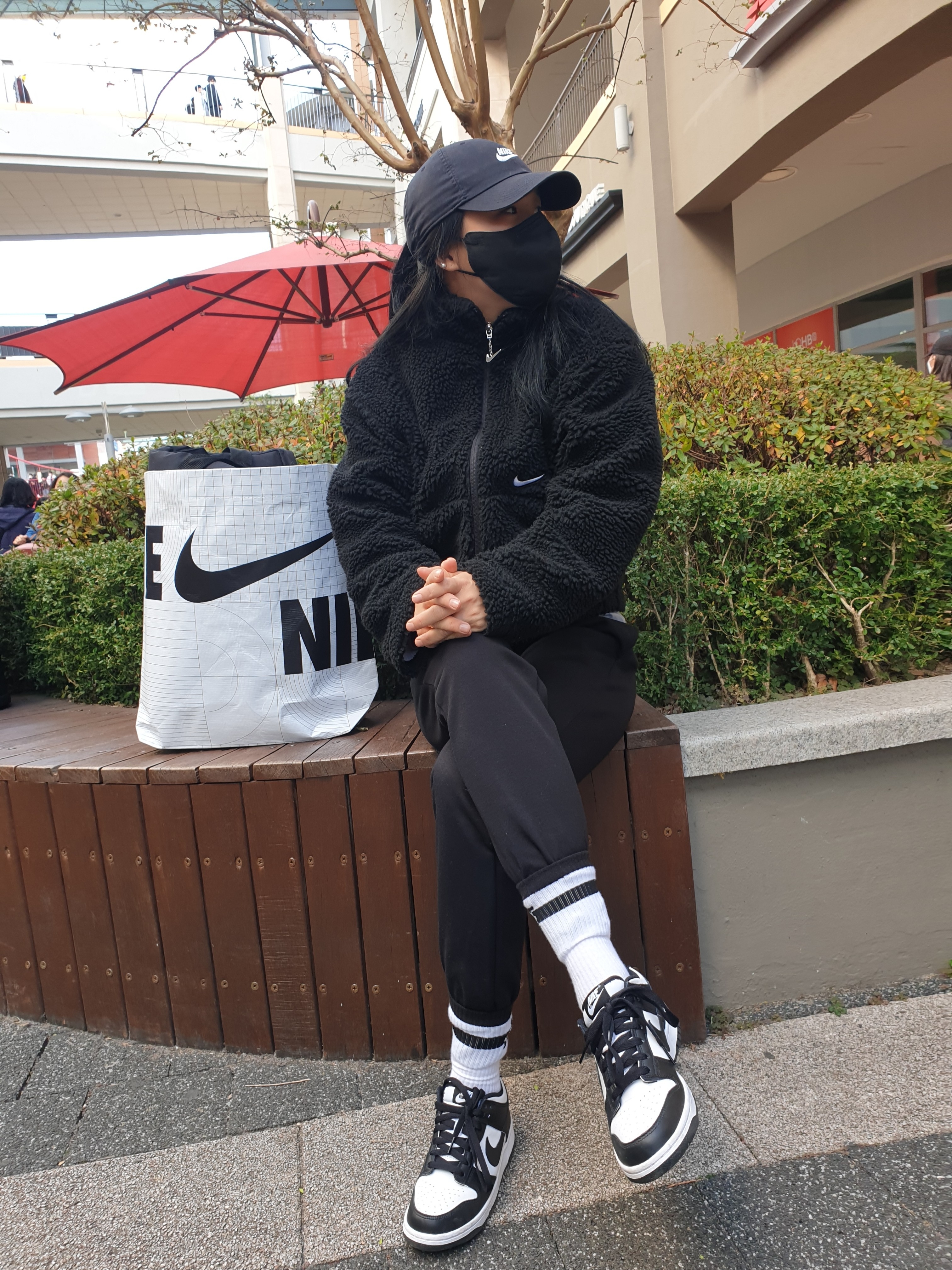 Nike Dunk Low Retro Black 착용 스타일