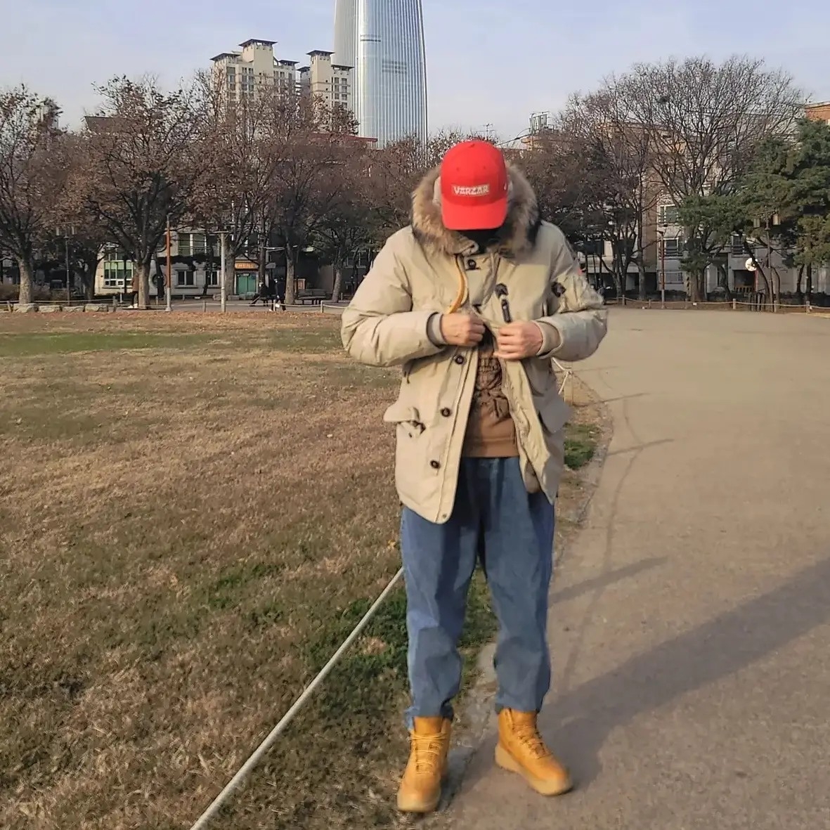 Nike Air Force 1 High Gore-Tex Boot Wheat 착용 스타일 - 2