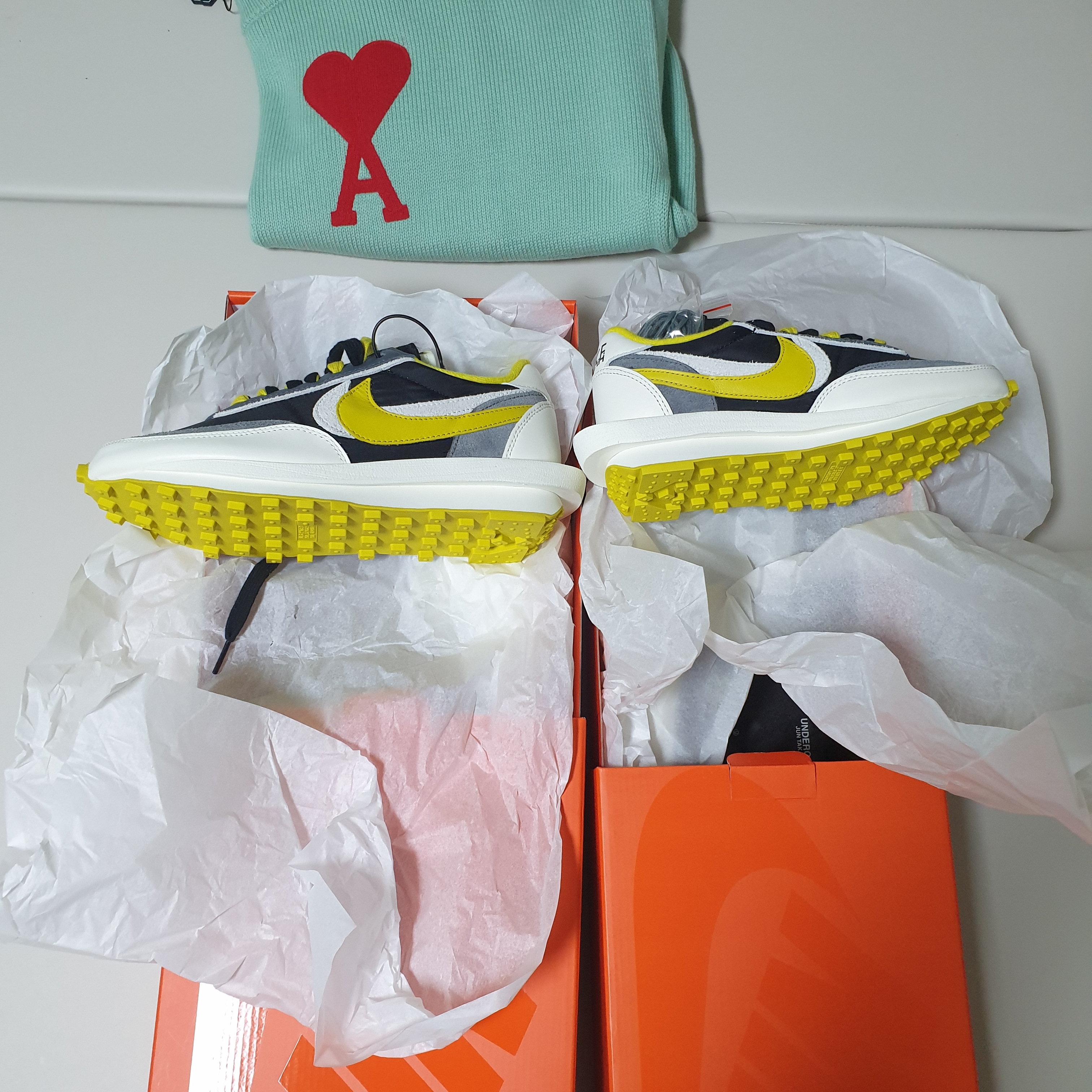 Nike x Sacai x Undercover LDWaffle Black Bright Citron 착용 스타일