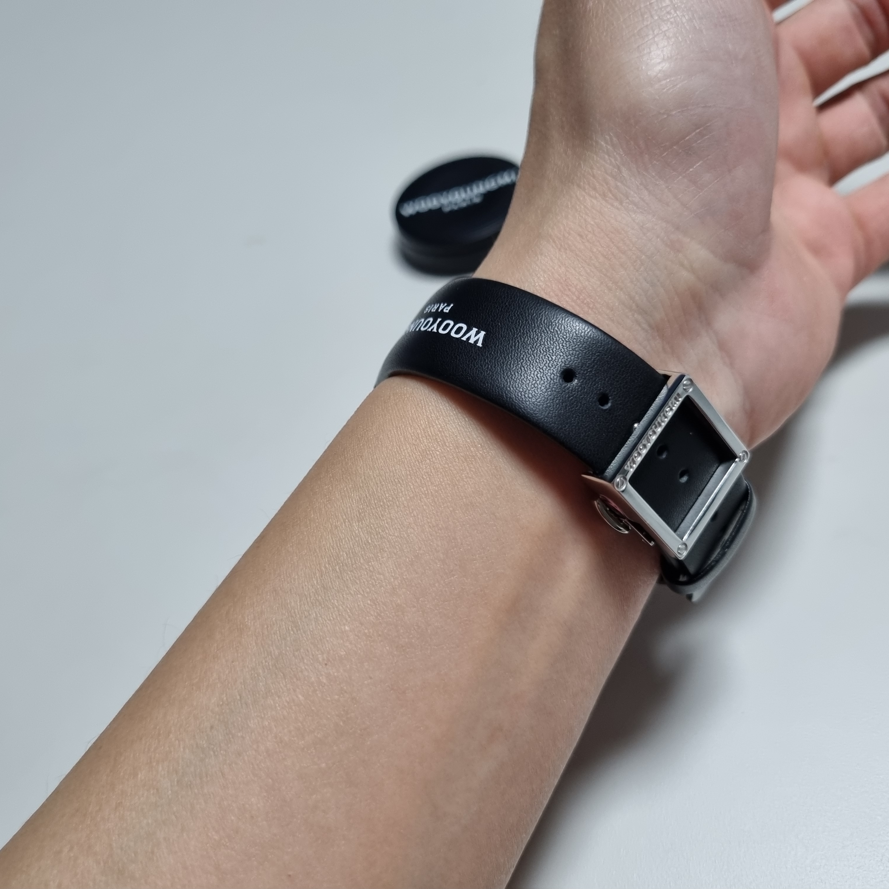 Samsung Galaxy Watch4 40mm Wooyoungmi Edition (Korean Ver.) 착용 스타일 - 3