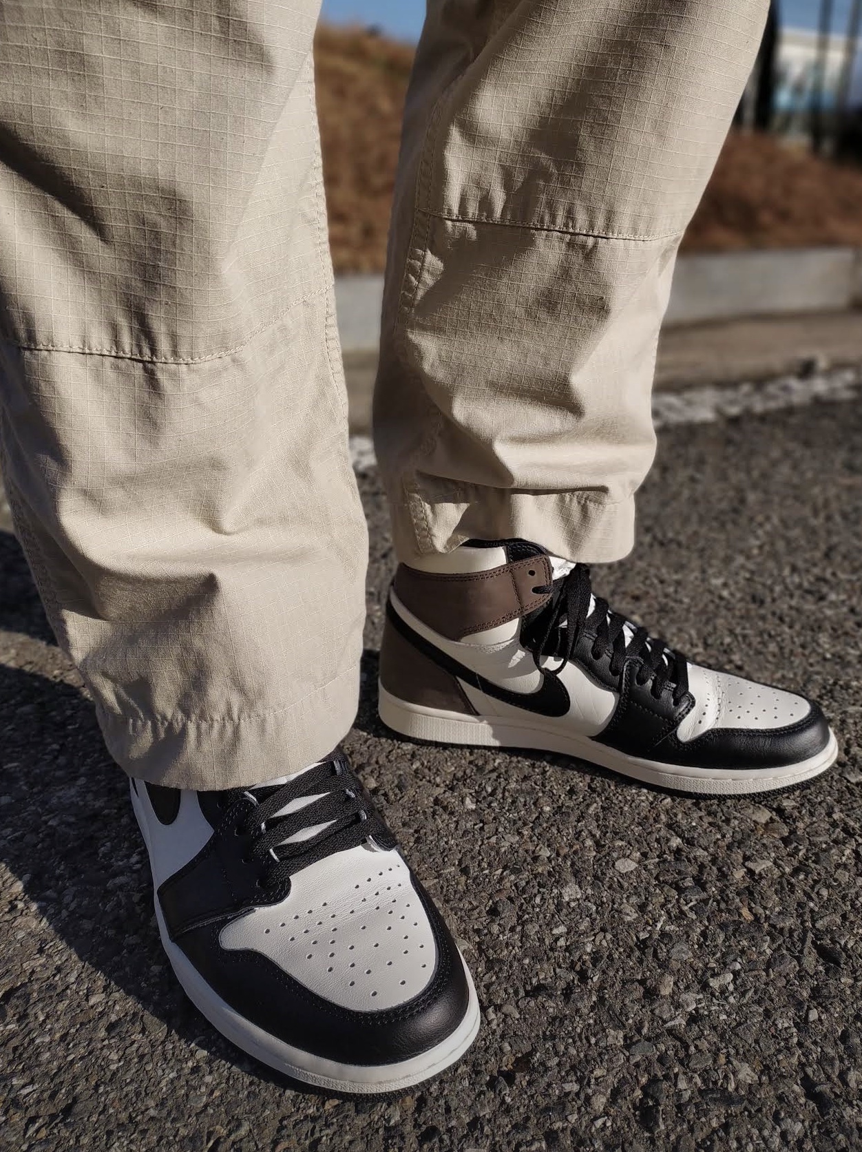 Jordan 1 Retro High OG Black Mocha 착용 스타일