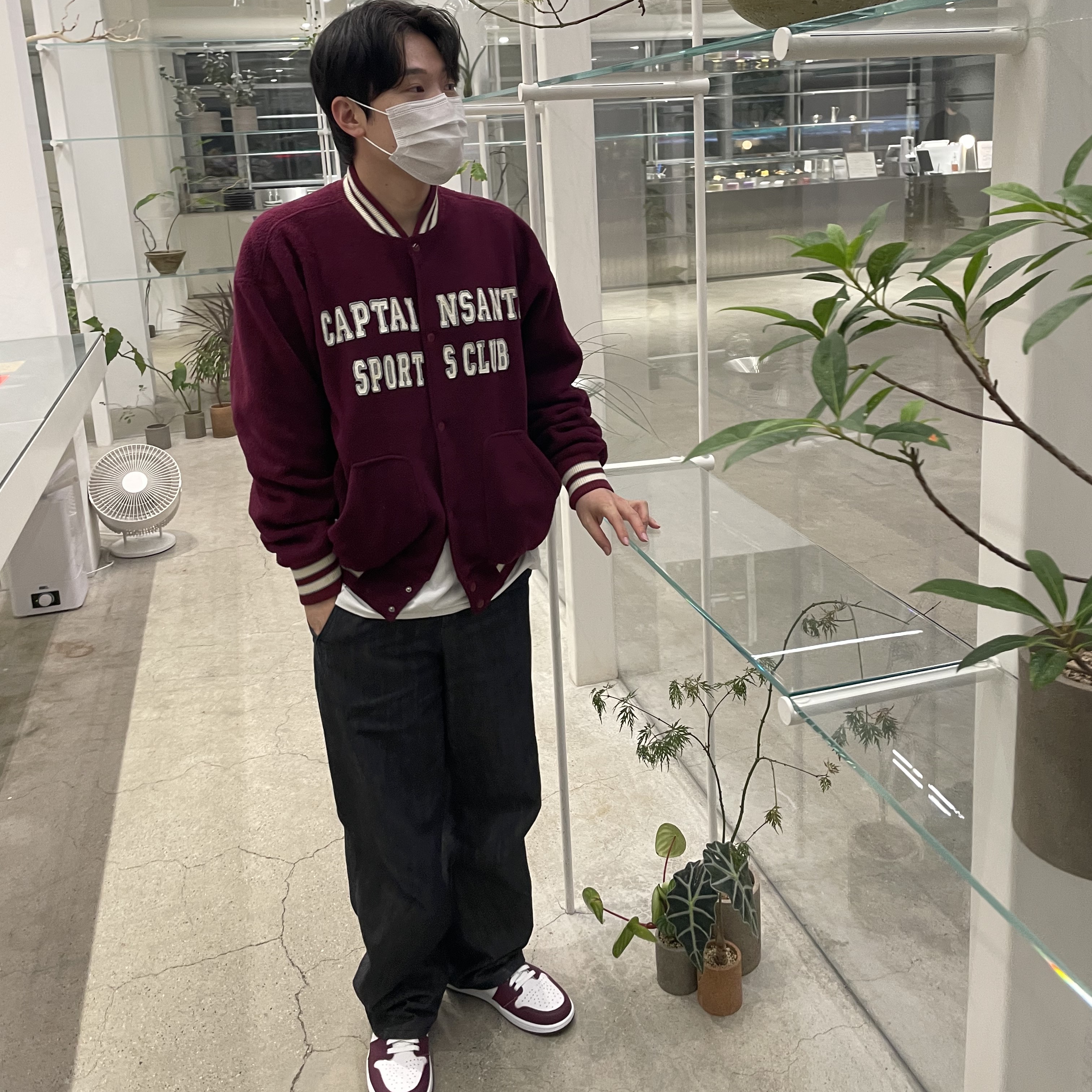 Jordan 1 Retro High OG Bordeaux 착용 스타일 - 1