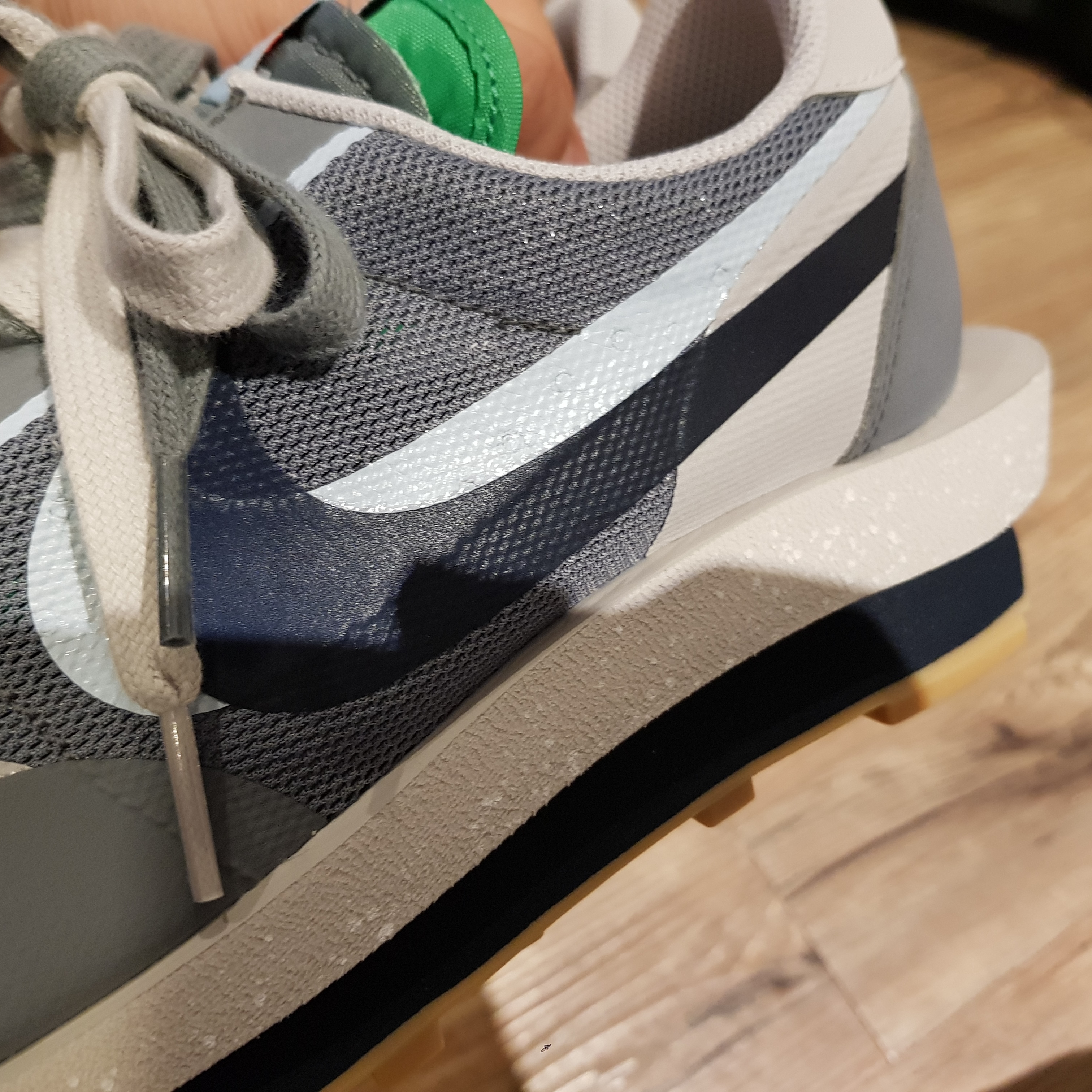 Nike x Sacai x Clot LDWaffle Cool Grey 착용 스타일 - 3