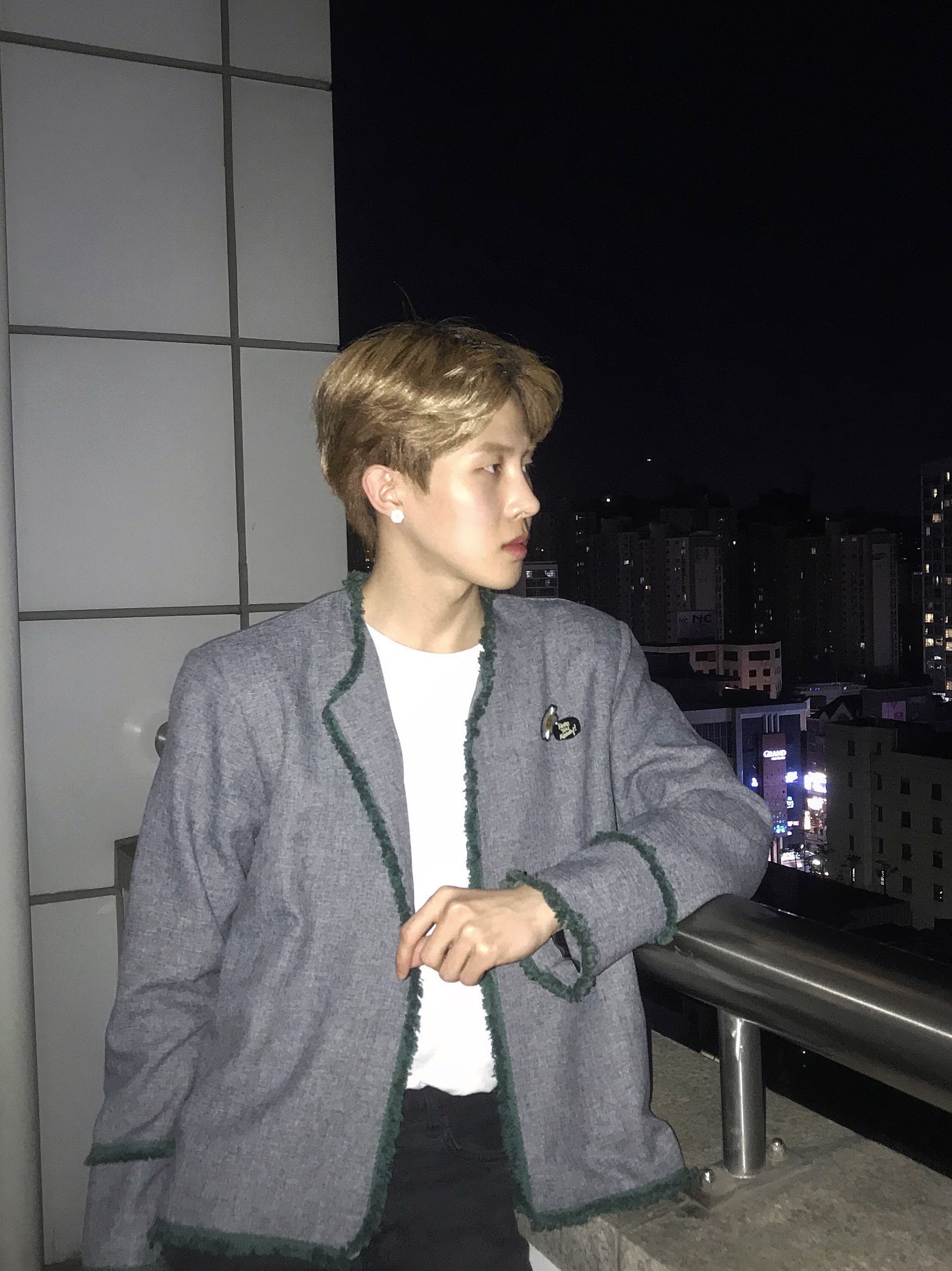 Insta: cynicalboyevil님의 스타일