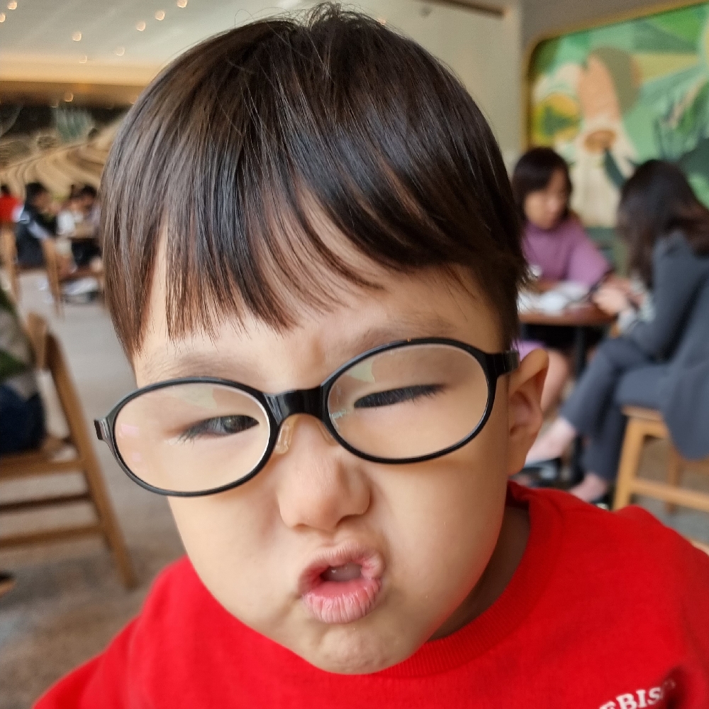 KREAM 프로필 이미지