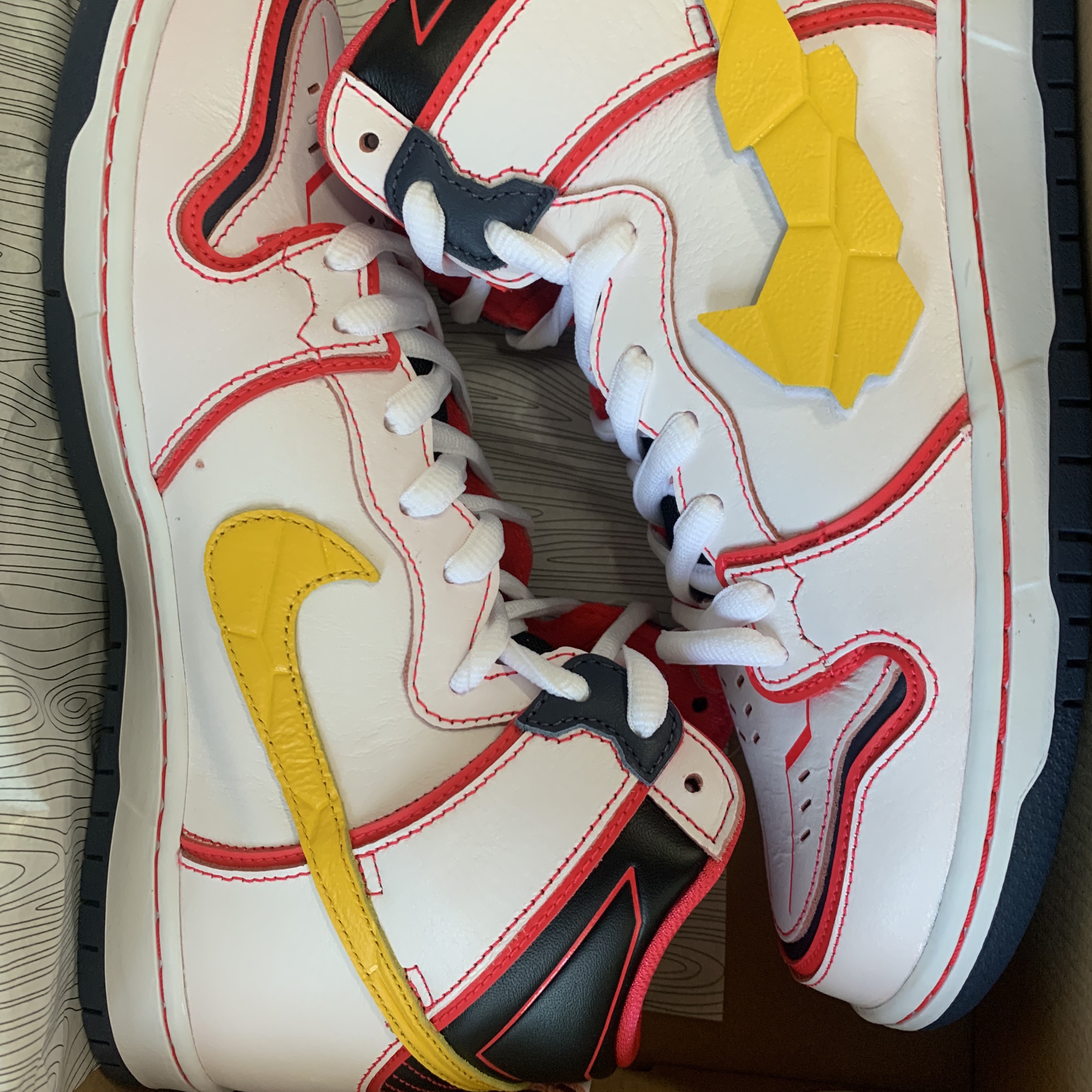 Nike x Gundam SB Dunk High Pro QS Unicorn RX-0 착용 스타일 - 1