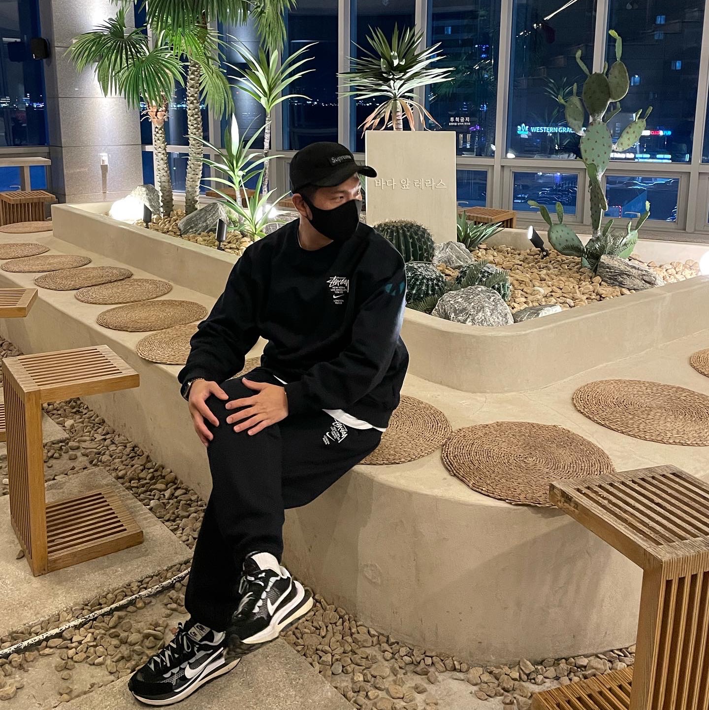 Nike x Stussy NRG ZR Fleece Pants Black - US/EU, Nike x Stussy NRG ZR Fleece Crewneck Black - US/EU 착용 스타일 - 1