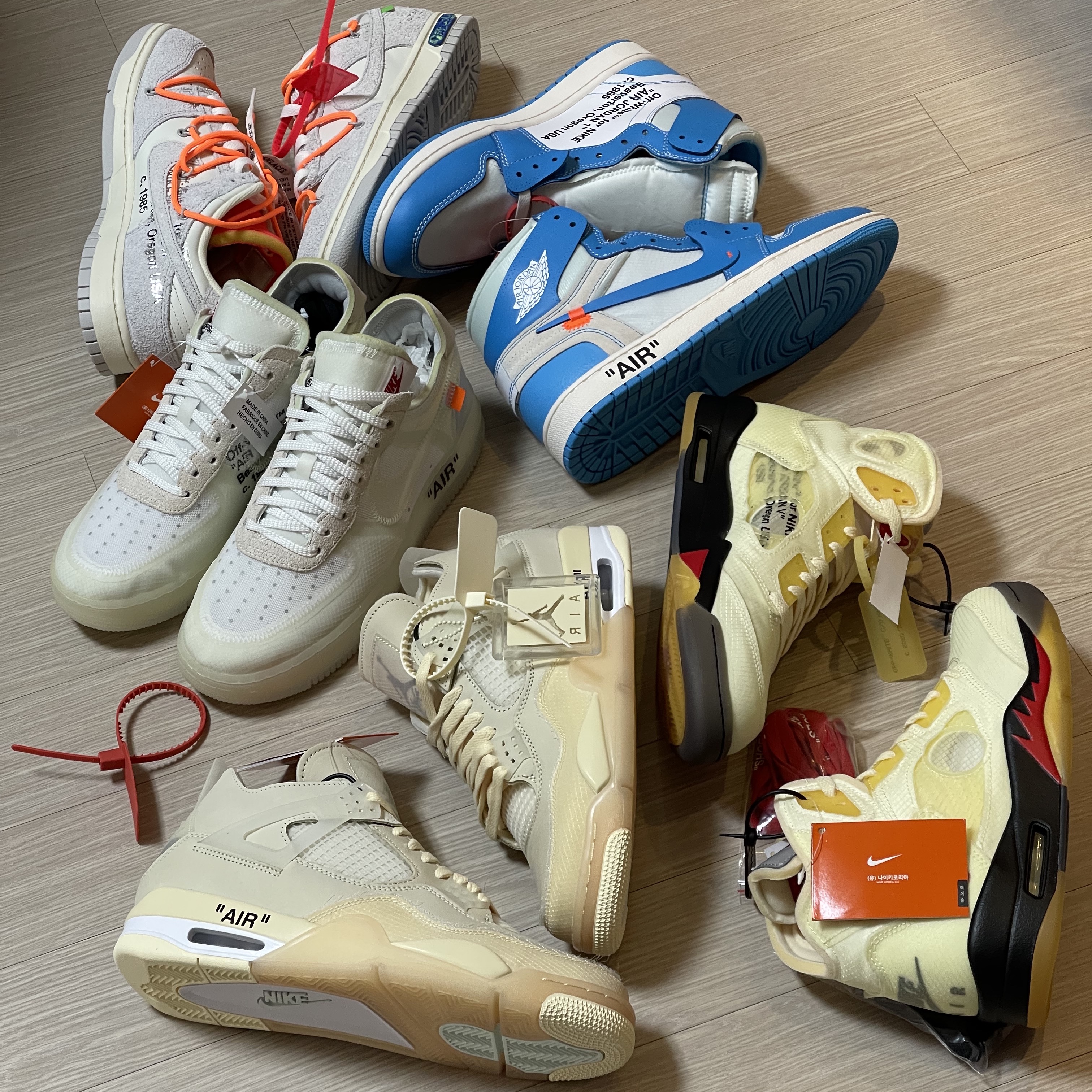 Nike x Off-White Dunk Low The 50 - Lot 31, Jordan 1 x Off-White Retro High University Blue 착용 스타일