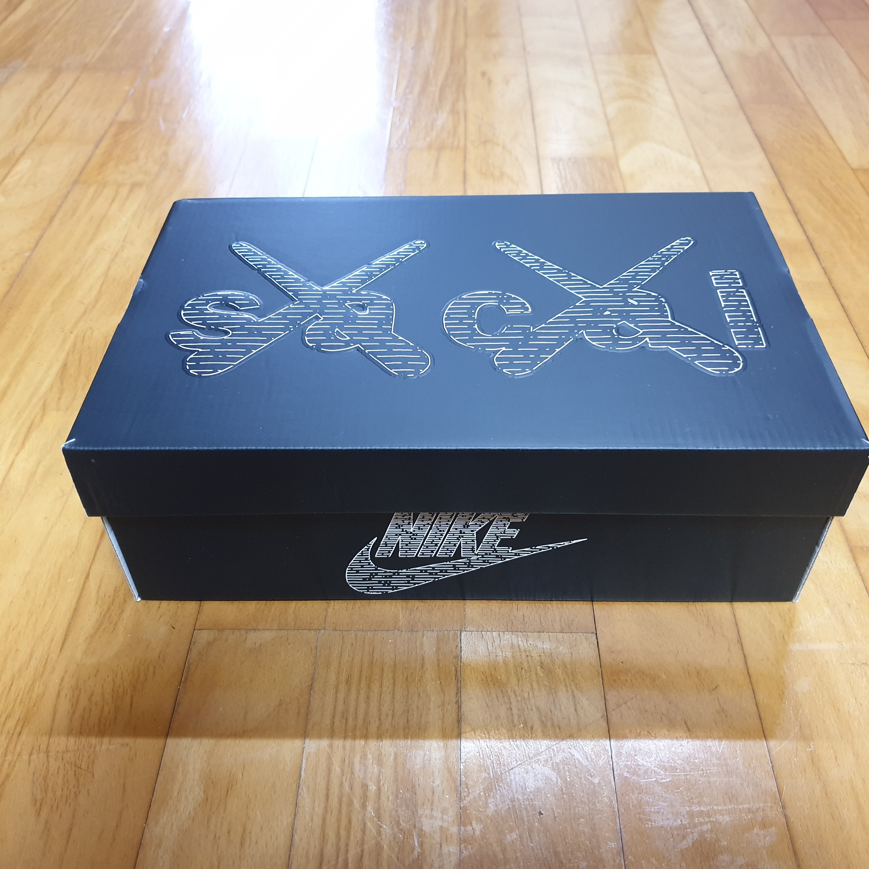 Nike x Sacai x Kaws Blazer Low Team Red 착용 스타일 - 2