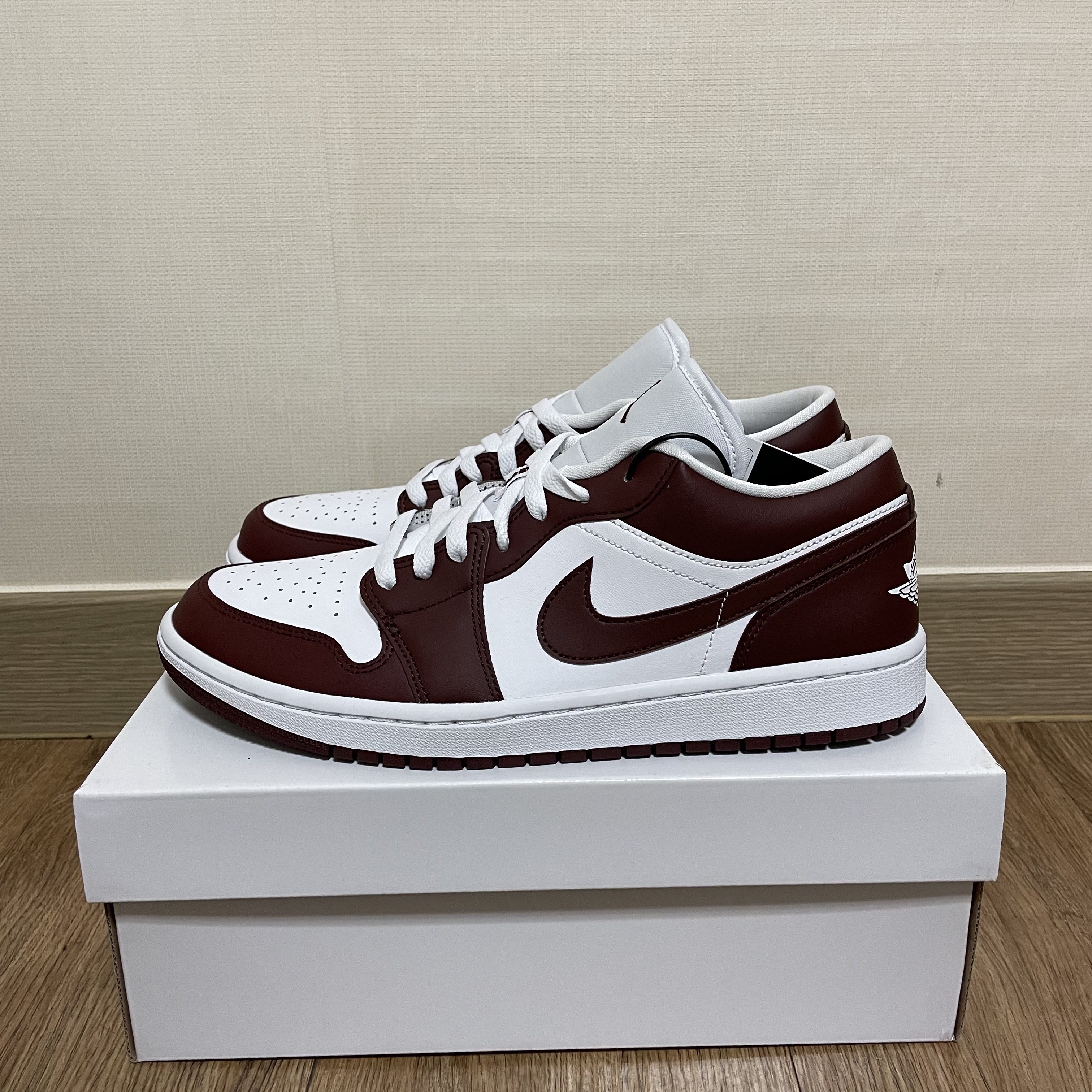 (W) Jordan 1 Low Bronze Eclipse 착용 스타일
