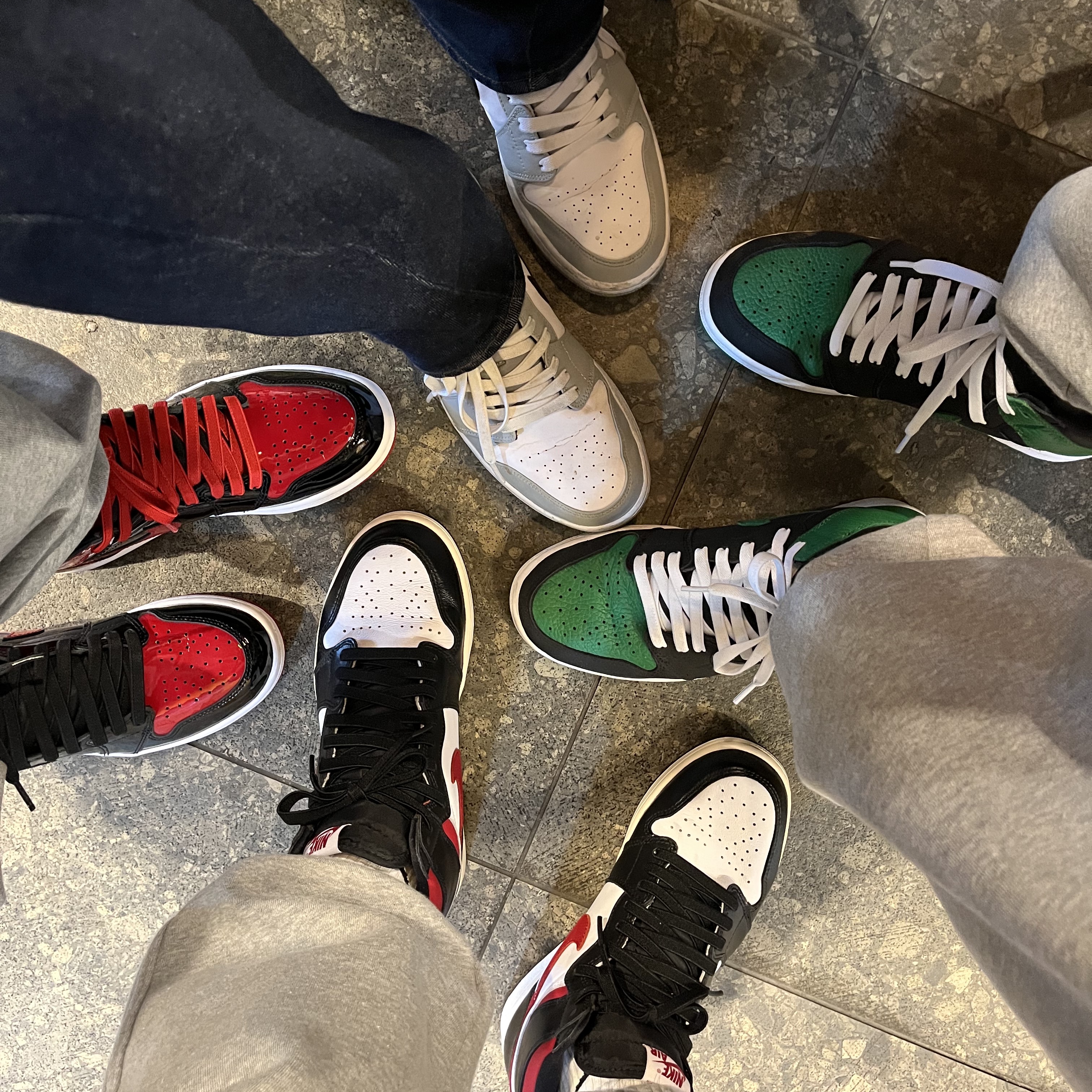 Jordan 1 Retro High OG Patent Bred, Jordan 1 Retro High OG Gym Red 착용 스타일