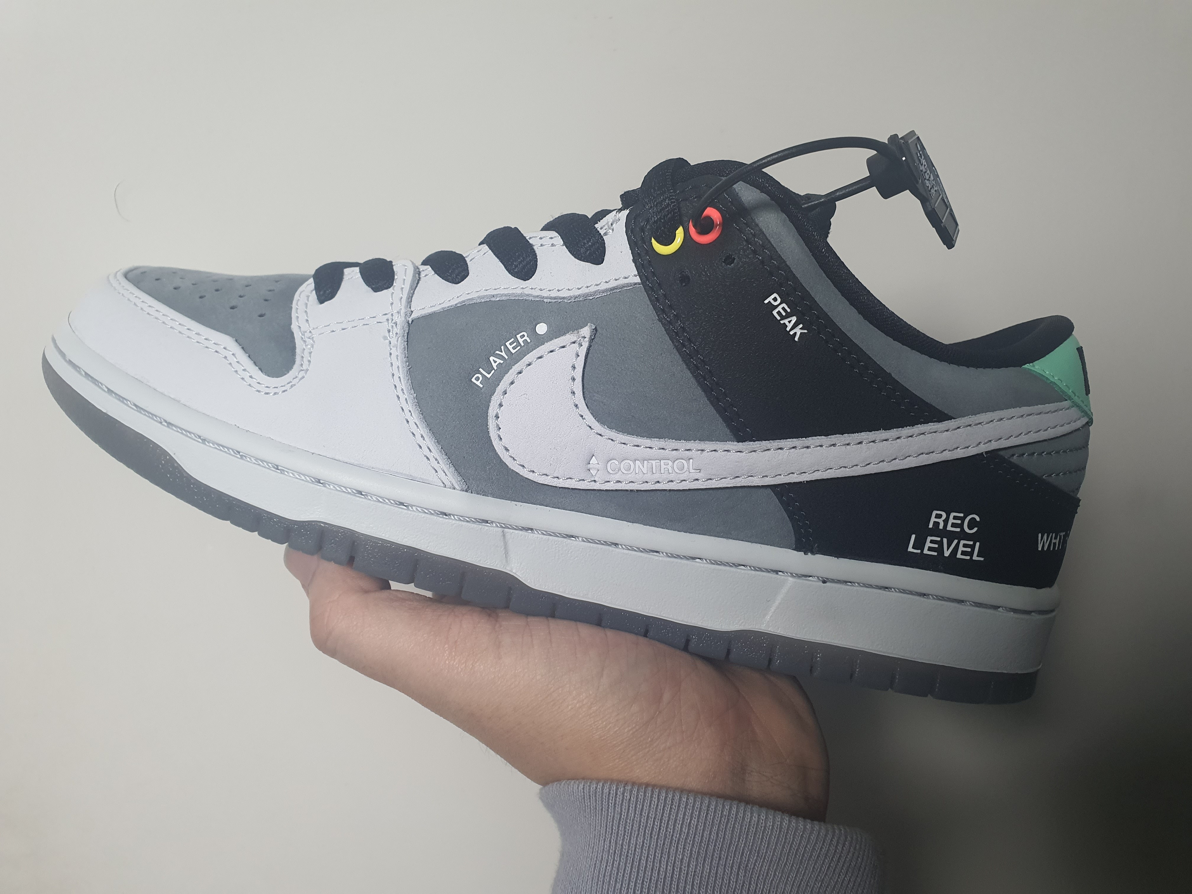 Nike SB Dunk Low Pro Camcorder 착용 스타일