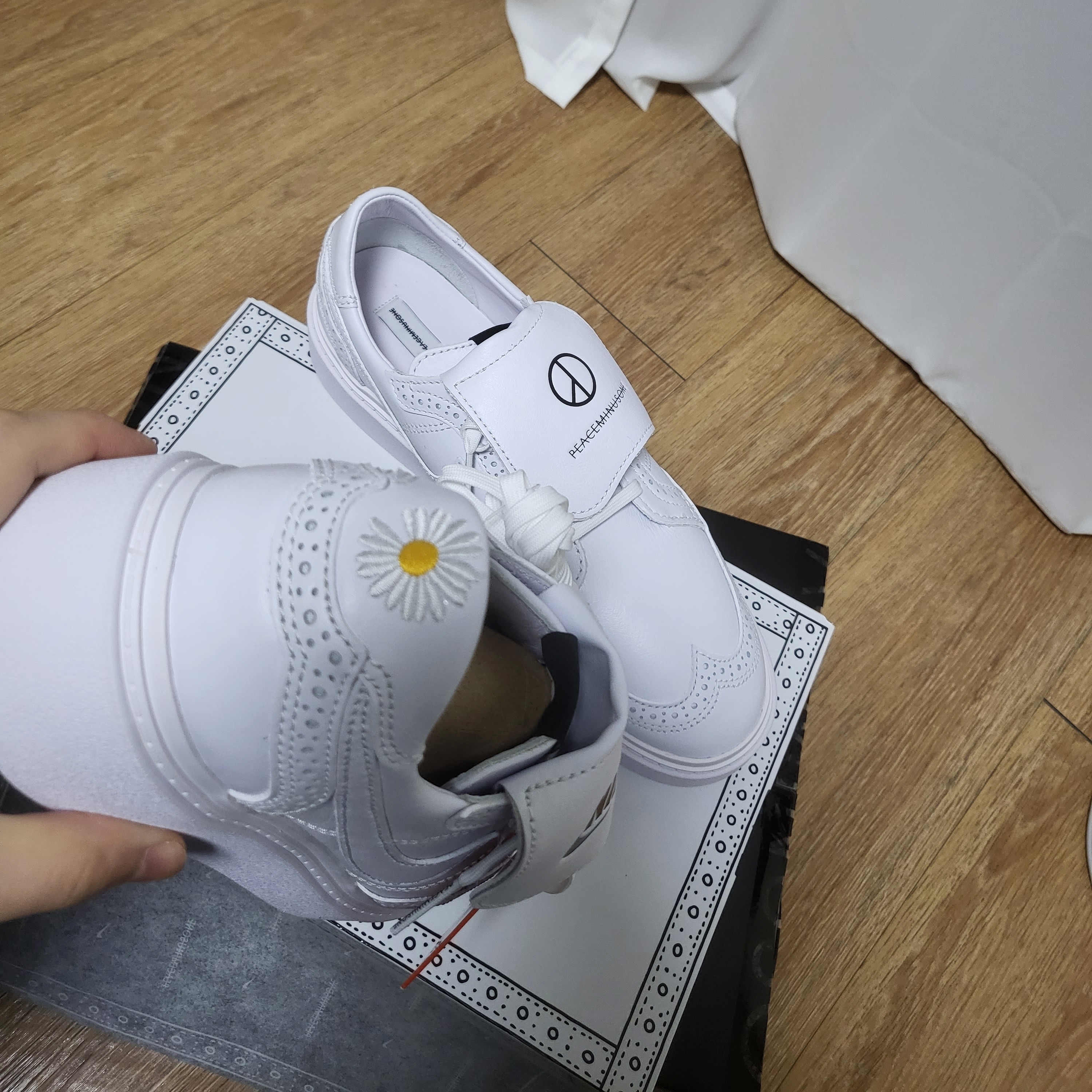 Nike x Peaceminusone Kwondo1 White 착용 스타일