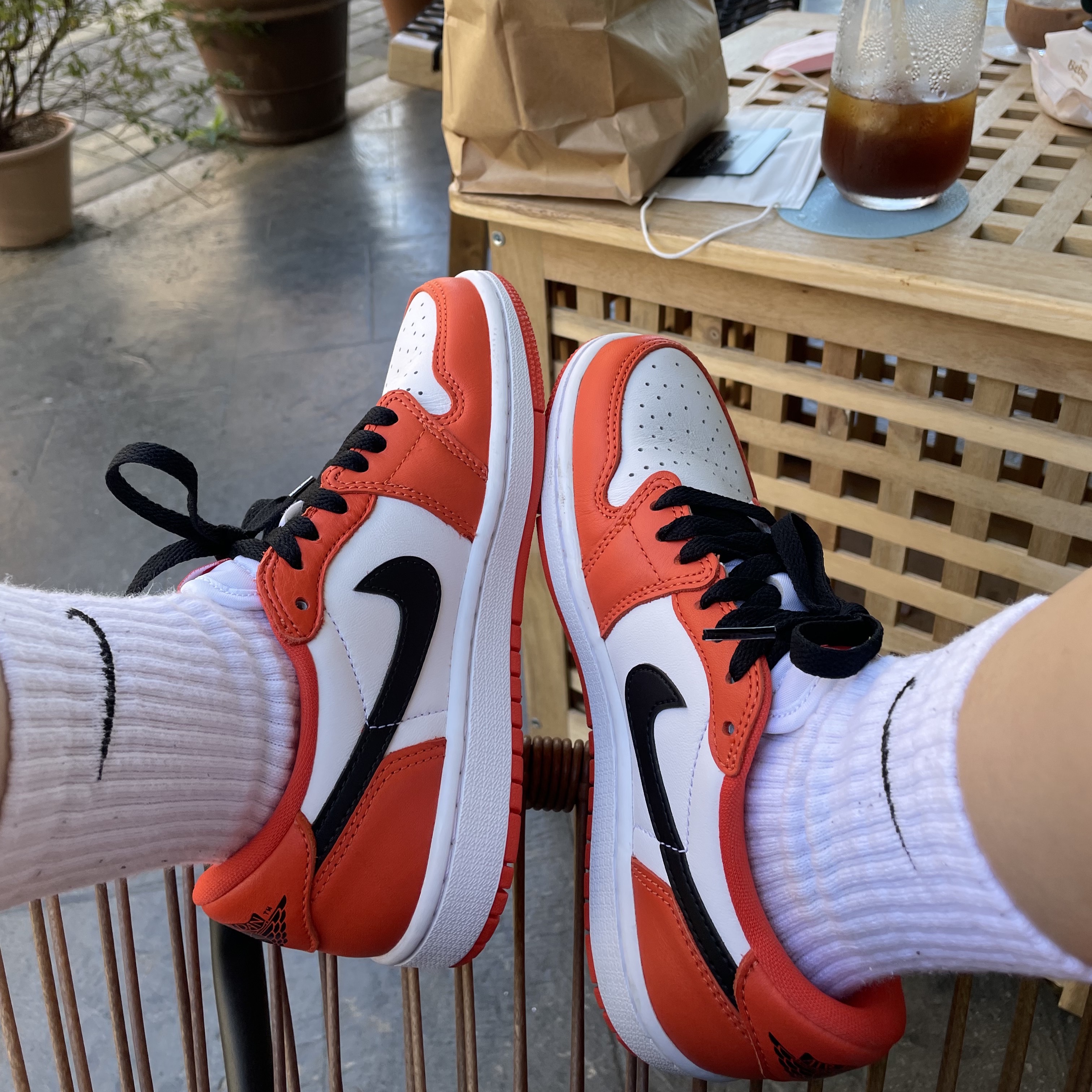 (W) Jordan 1 Low OG Starfish 착용 스타일
