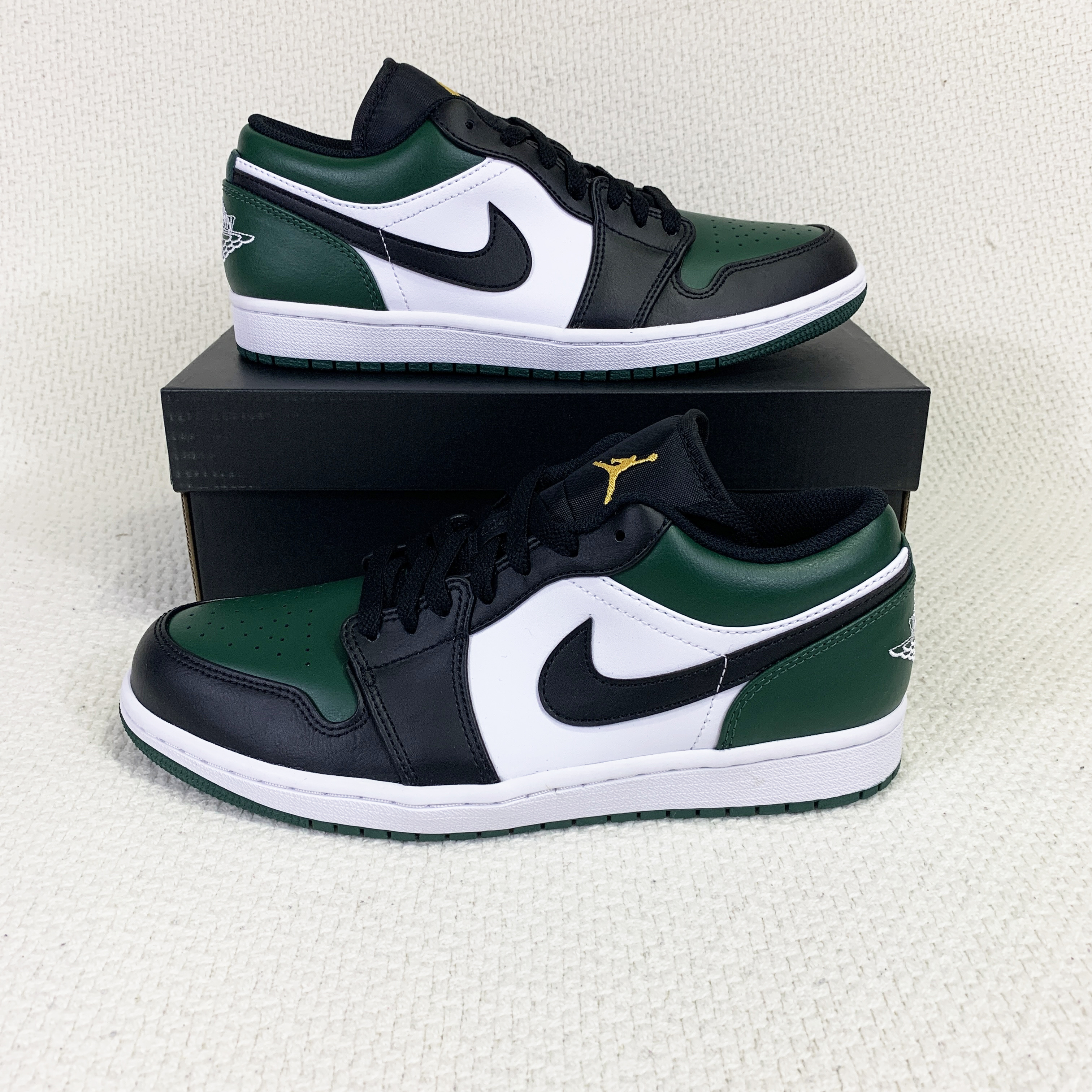 Jordan 1 Low Green Toe 착용 스타일 - 1