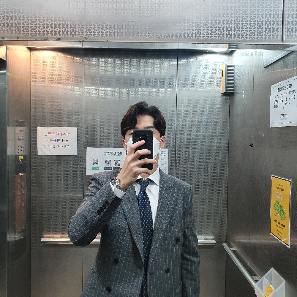 KREAM 프로필 이미지