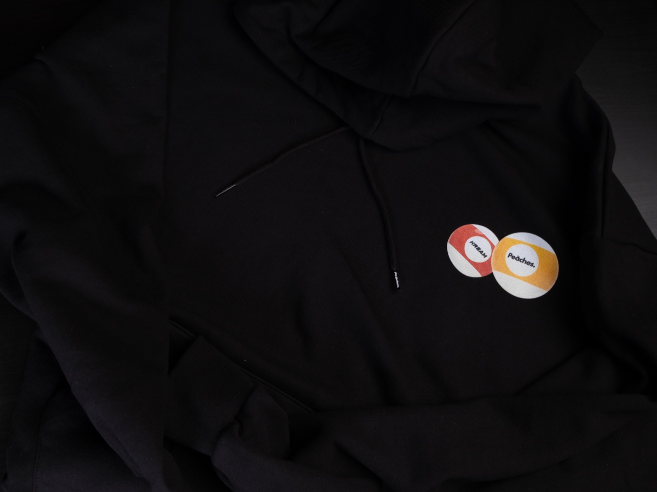 [KREAM Exclusive] Peaches. & KREAM Lotto Hoodie Black (XL) 착용 스타일 - 2