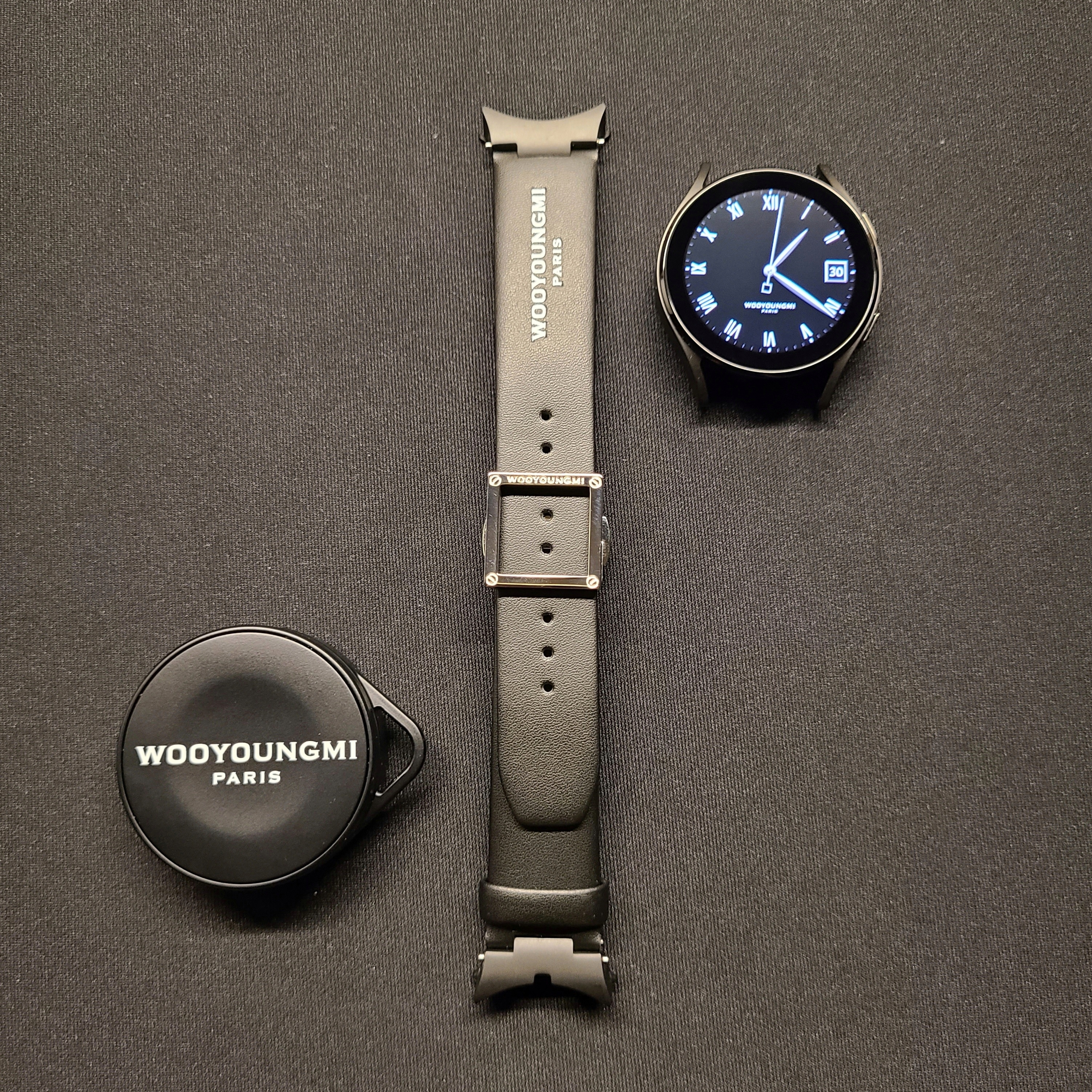 Samsung Galaxy Watch4 40mm Wooyoungmi Edition (Korean Ver.) 착용 스타일 - 2