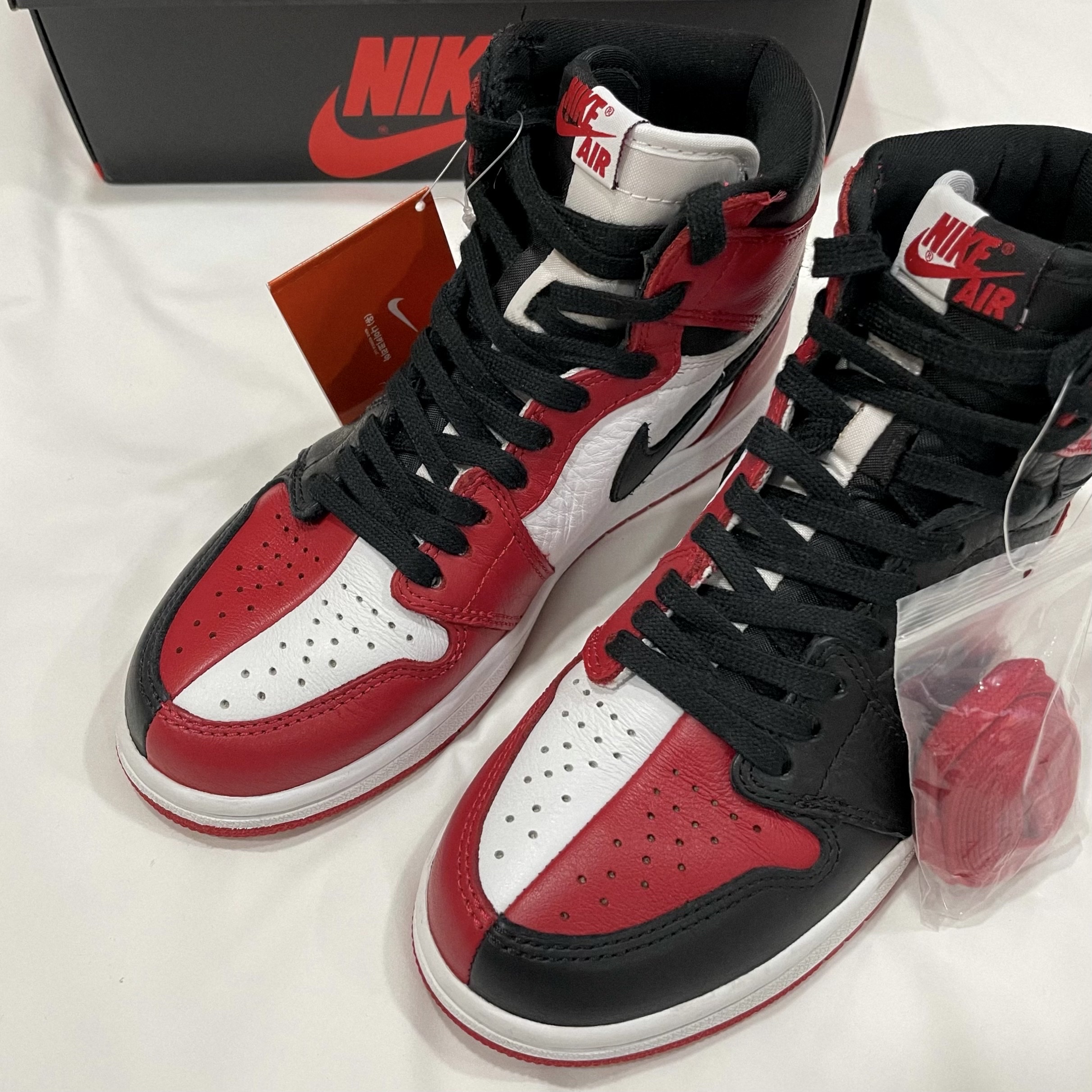 Jordan 1 Retro High Homage To Home (Non-Numbered) 착용 스타일 - 2