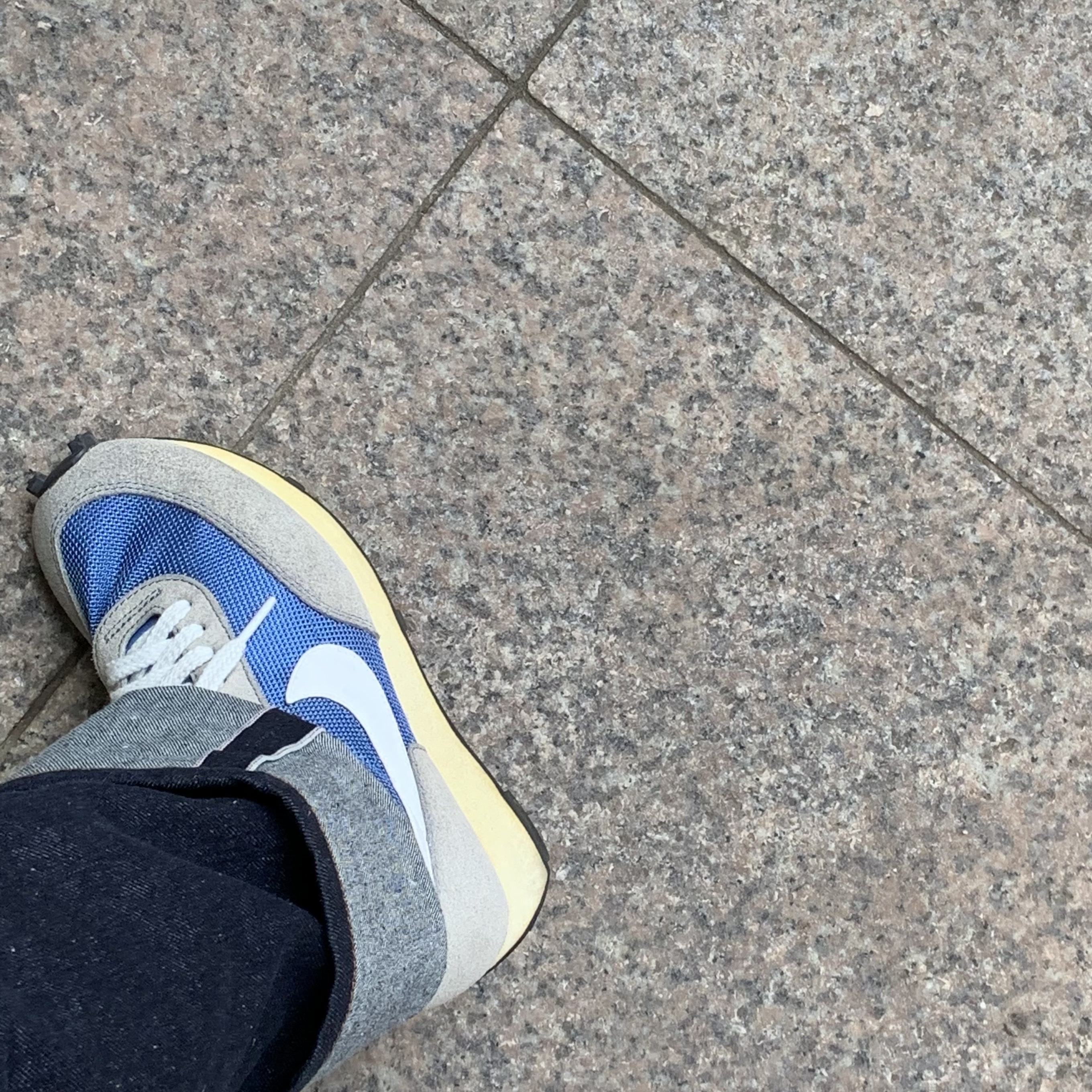 Nike Daybreak SP Metallic Gold Mountain Blue 착용 스타일 - 1