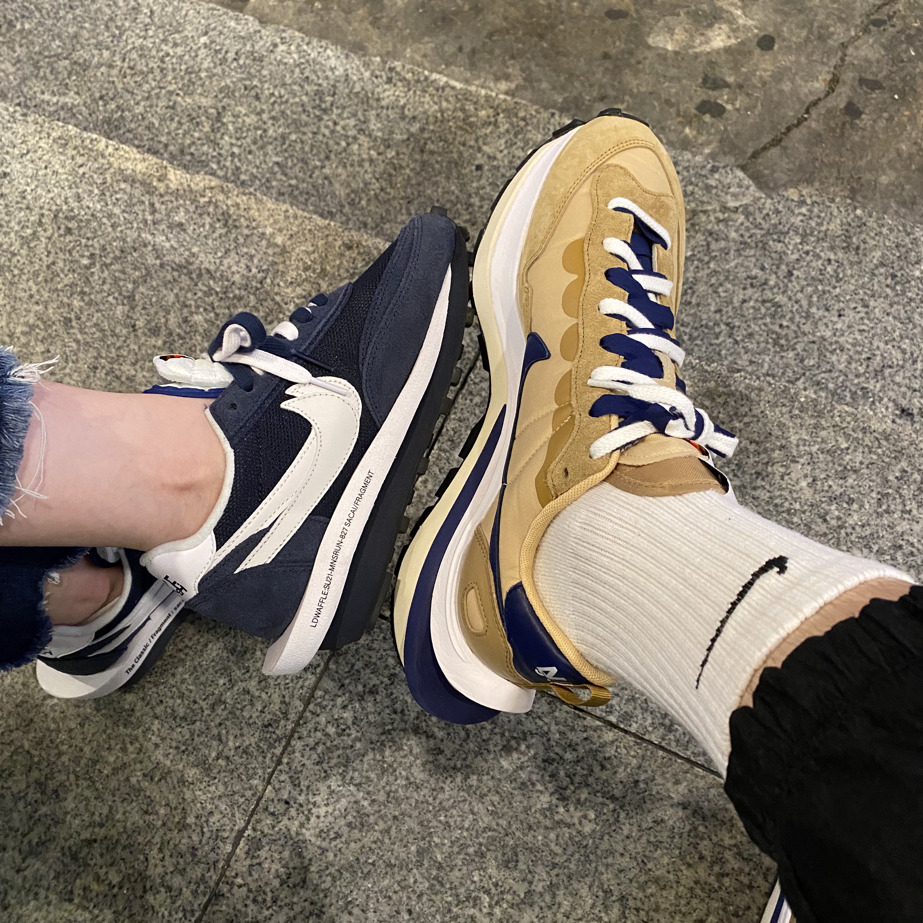 Nike x Sacai x Fragment LDWaffle Blackened Blue, Nike x Sacai VaporWaffle Sesame and Blue Void 착용 스타일 - 2