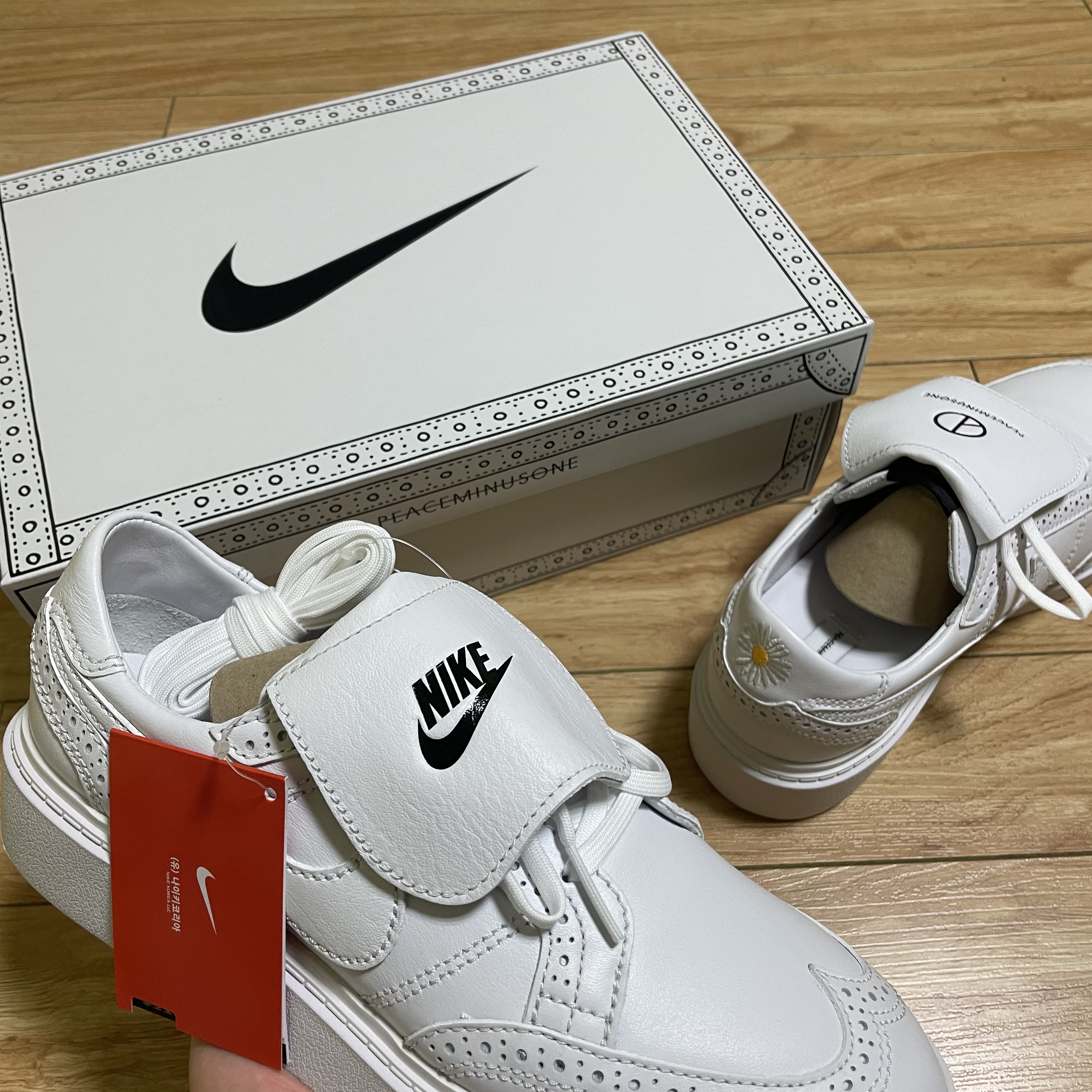 Nike x Peaceminusone Kwondo1 White 착용 스타일 - 1