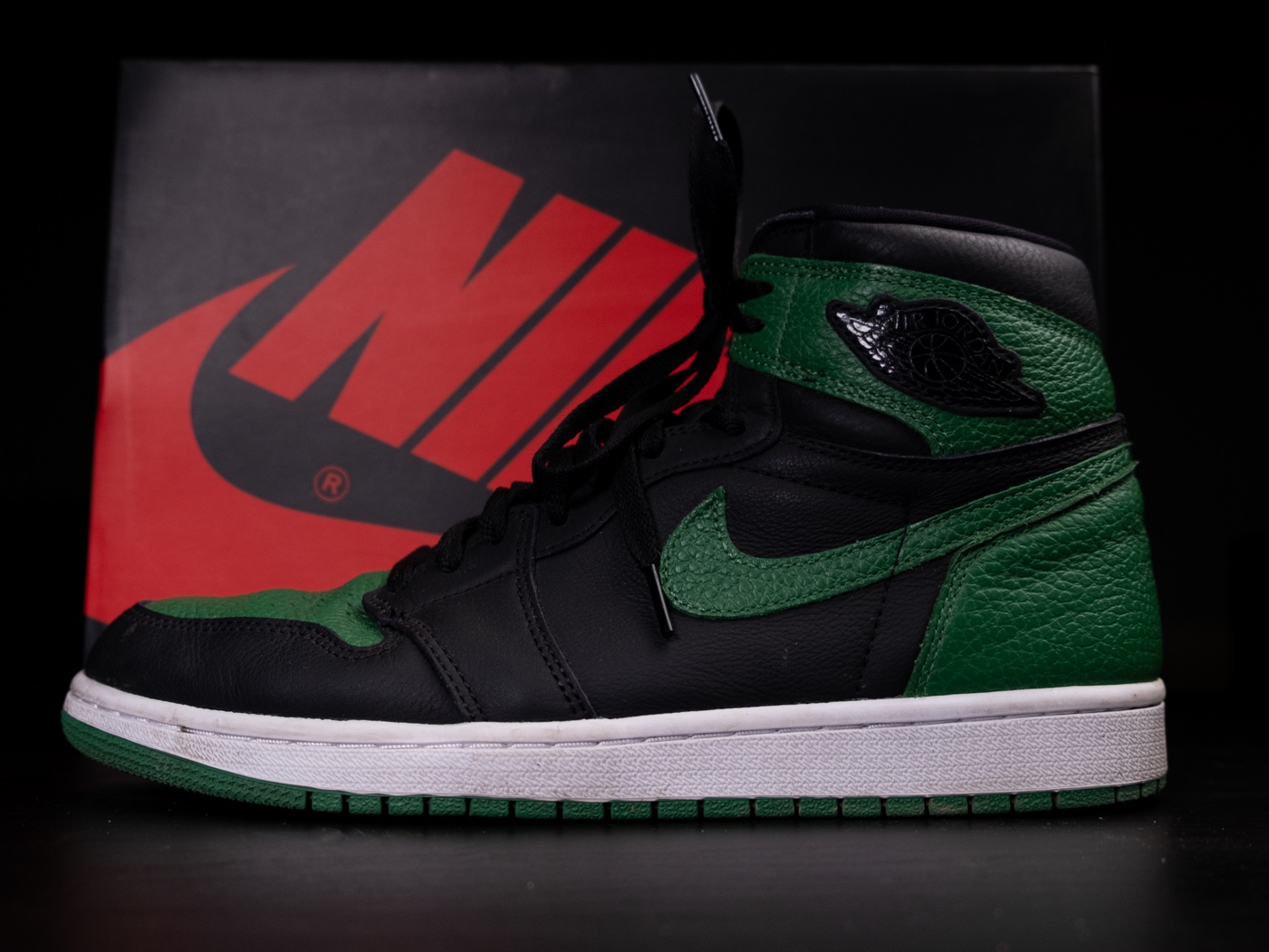 Jordan 1 Retro High OG Pine Green Black 착용 스타일