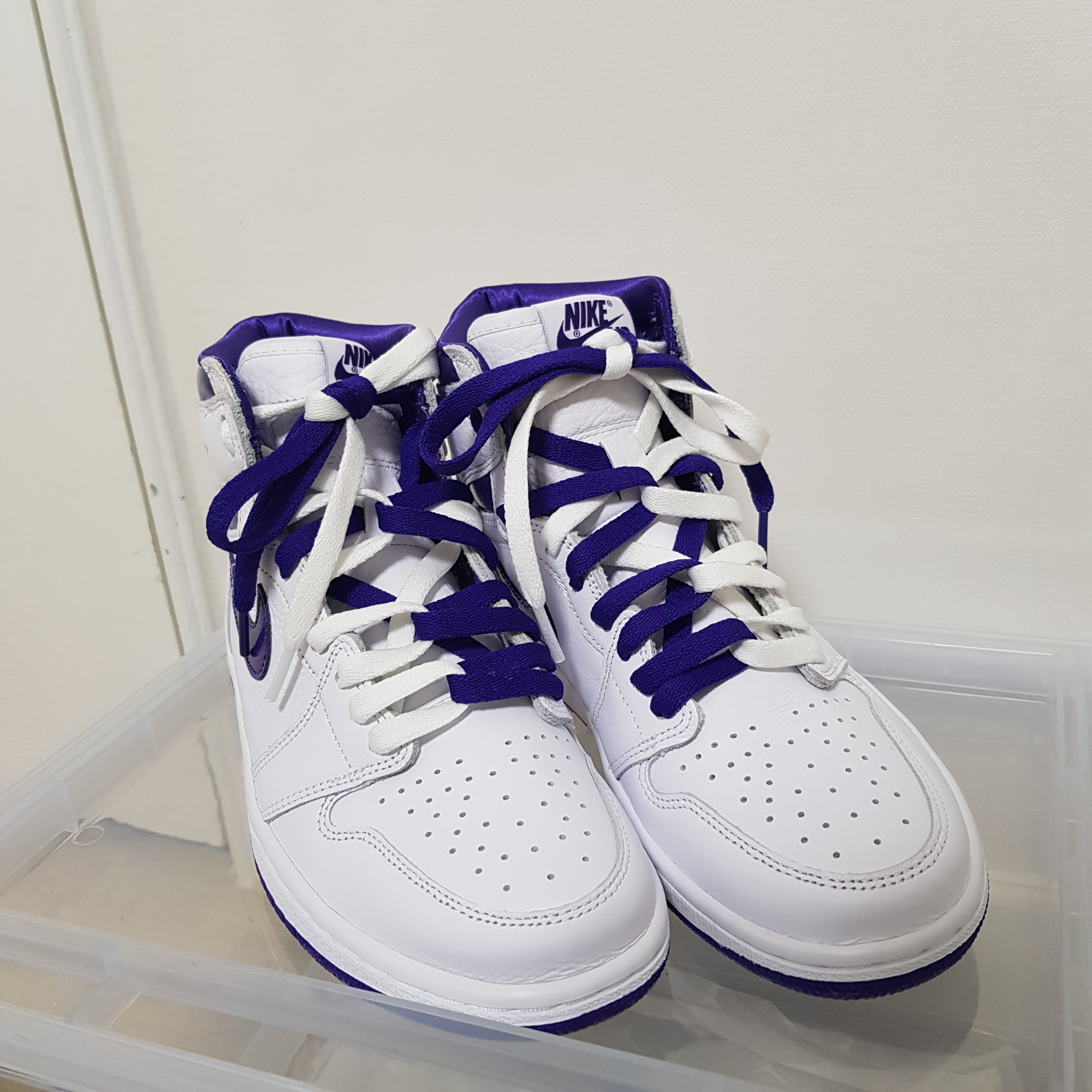 (W) Jordan 1 High OG Court Purple 착용 스타일 - 2