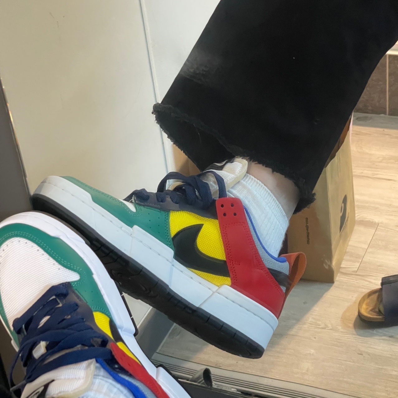 (W) Nike Dunk Low Disrupt Multi-Color 착용 스타일