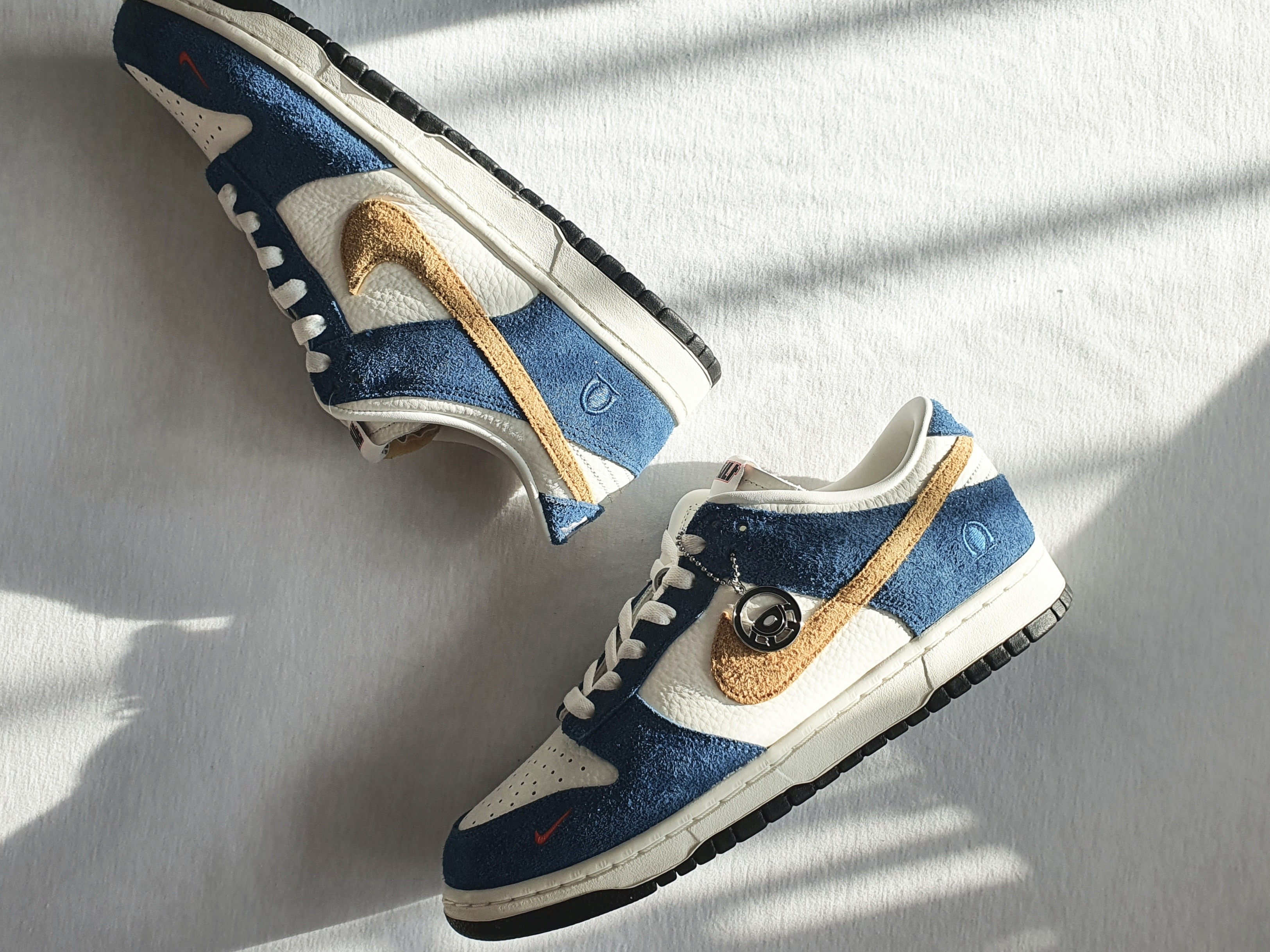Nike x Kasina Dunk Low 80's Bus 착용 스타일 - 2