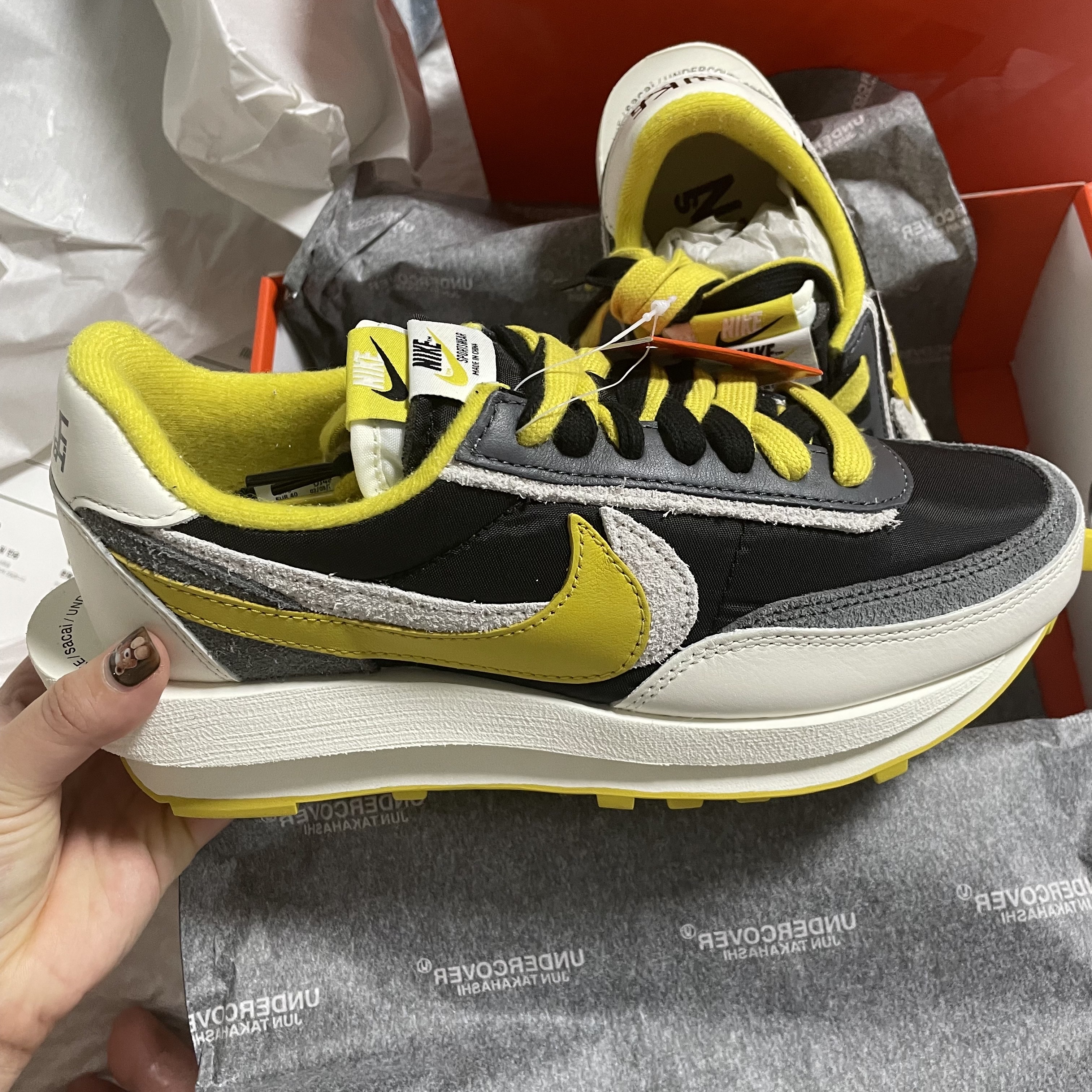 Nike x Sacai x Undercover LDWaffle Black Bright Citron 착용 스타일