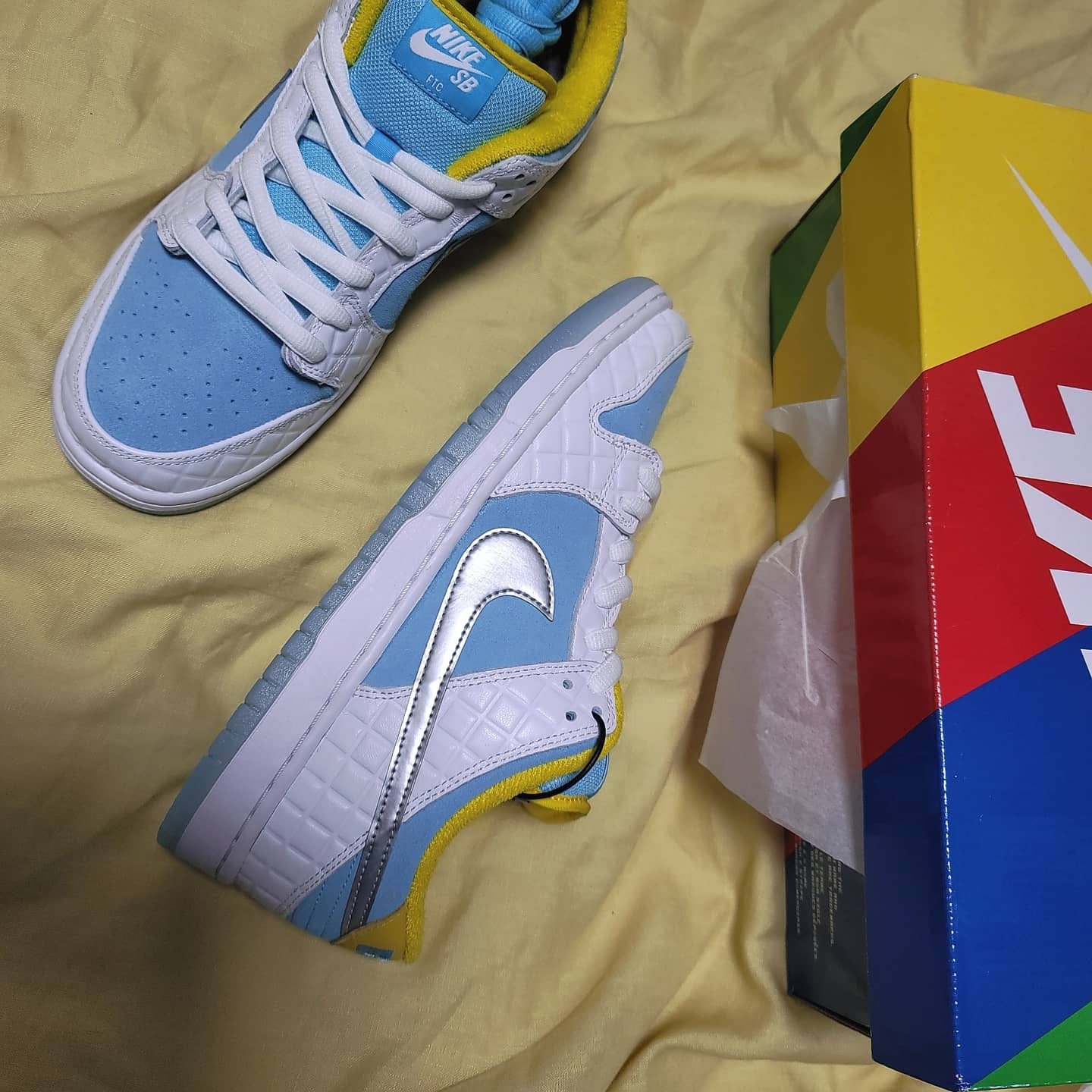 Nike x FTC SB Dunk Low Pro QS Lagoon Pulse 착용 스타일 - 4