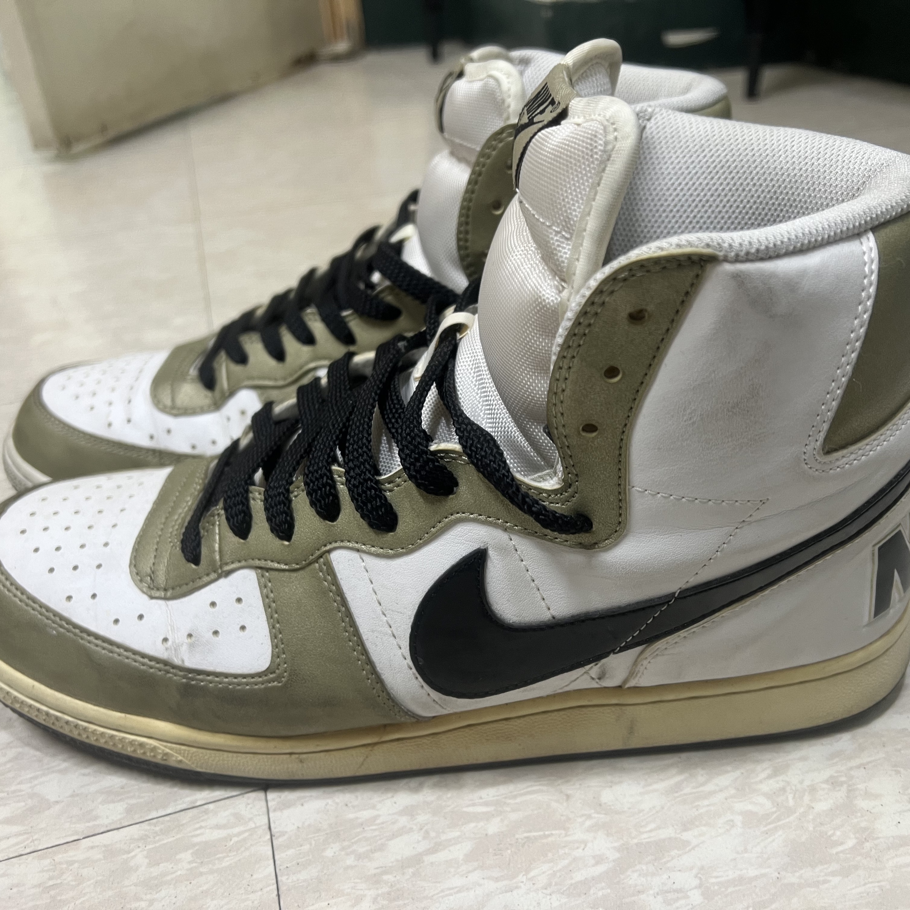 Nike Terminator High VNTG Georgetown 착용 스타일 - 2
