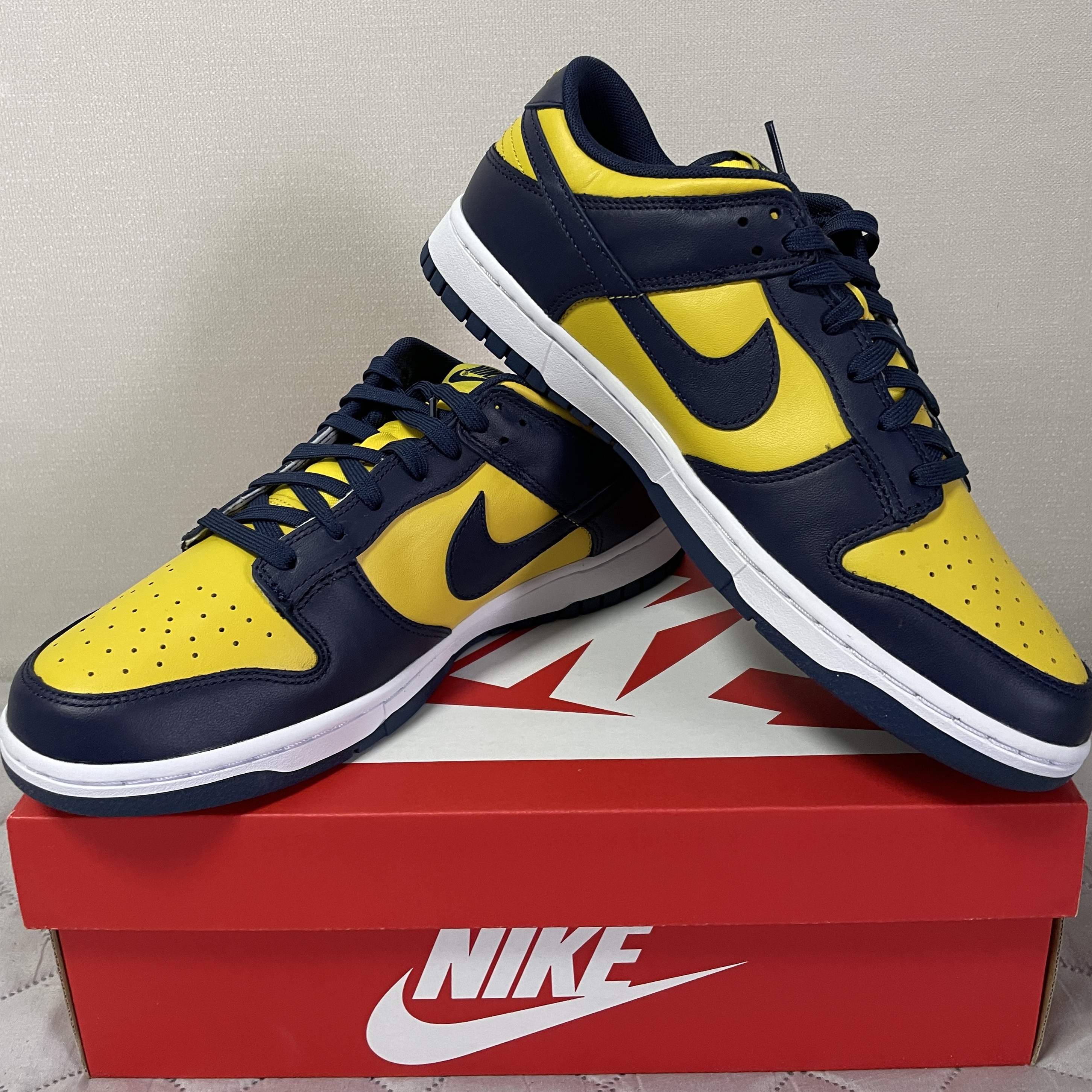 Nike Dunk Low Retro Varsity Maize 착용 스타일