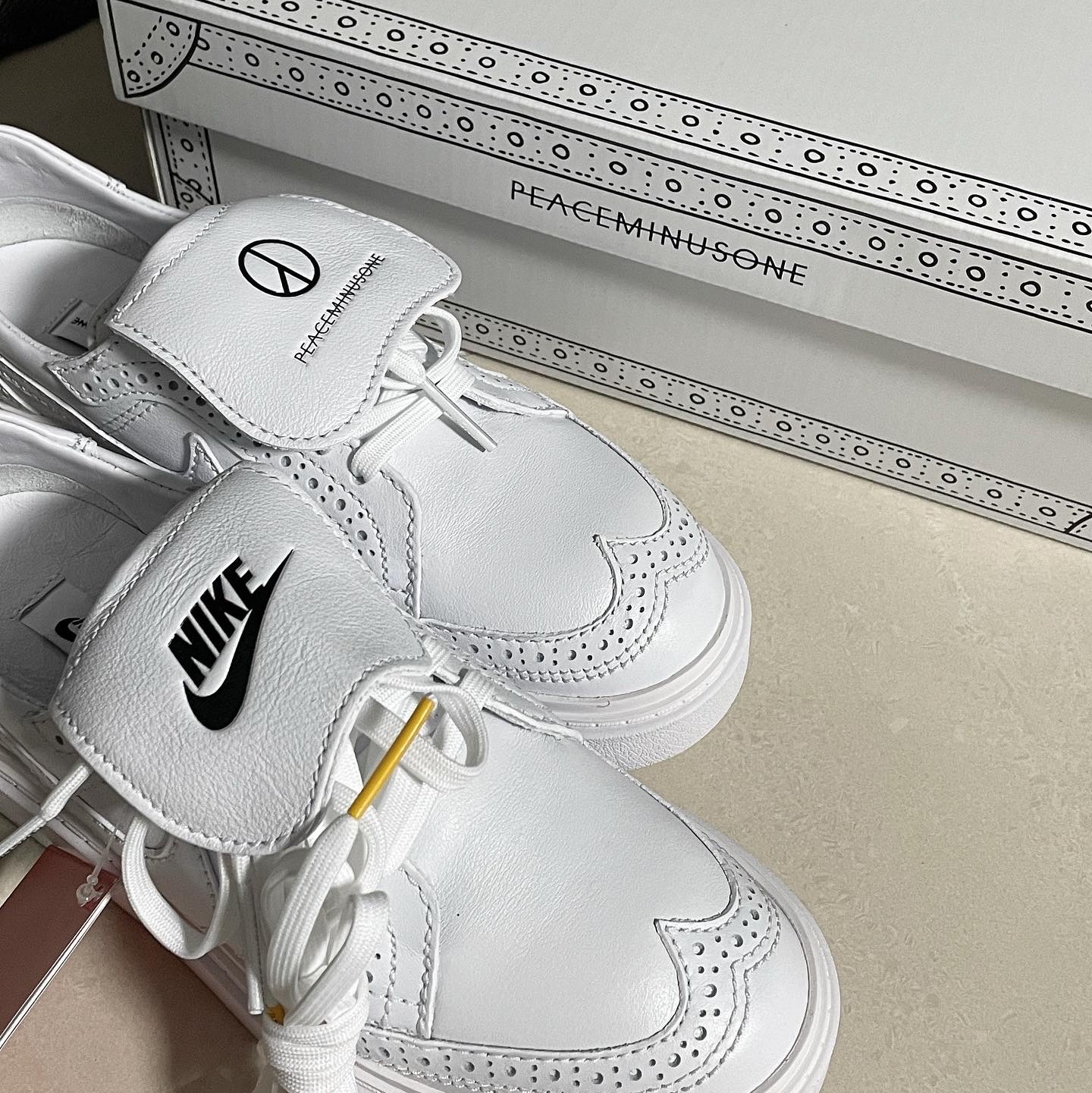 Nike x Peaceminusone Kwondo1 White 착용 스타일 - 1
