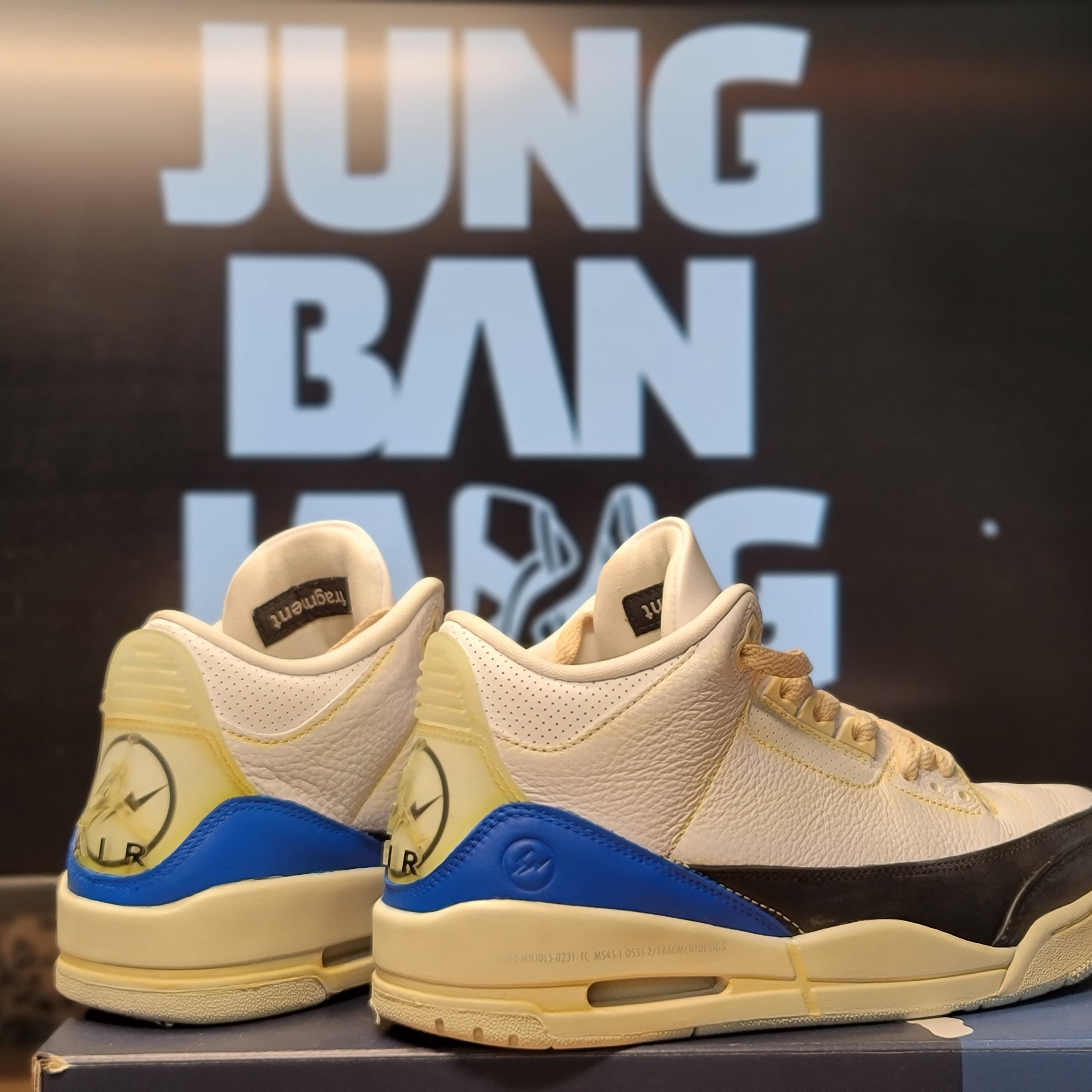Jordan 3 x Fragment Retro SP White Black 착용 스타일 - 3
