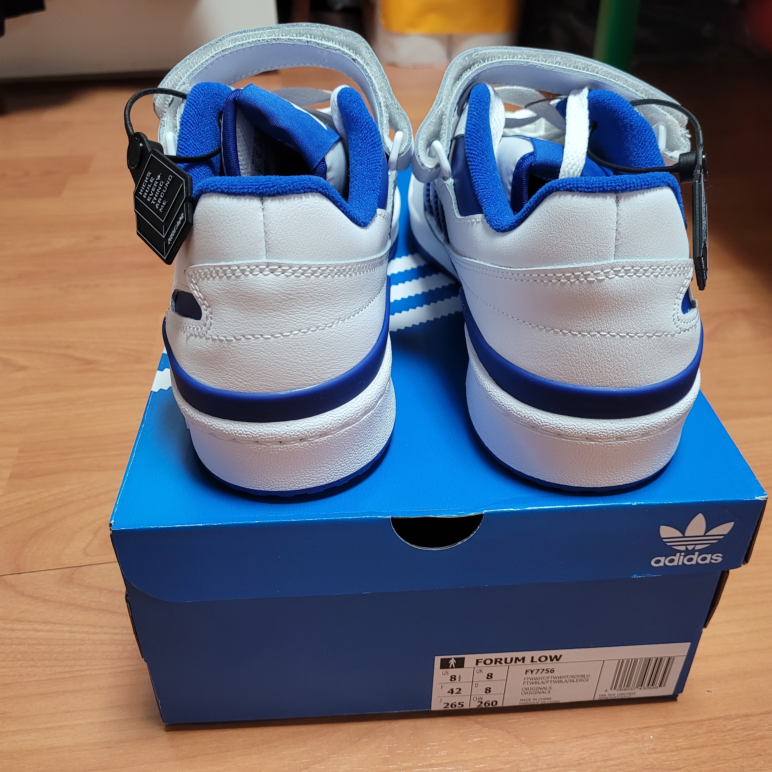 Adidas Forum Low White Royal Blue 착용 스타일 - 4