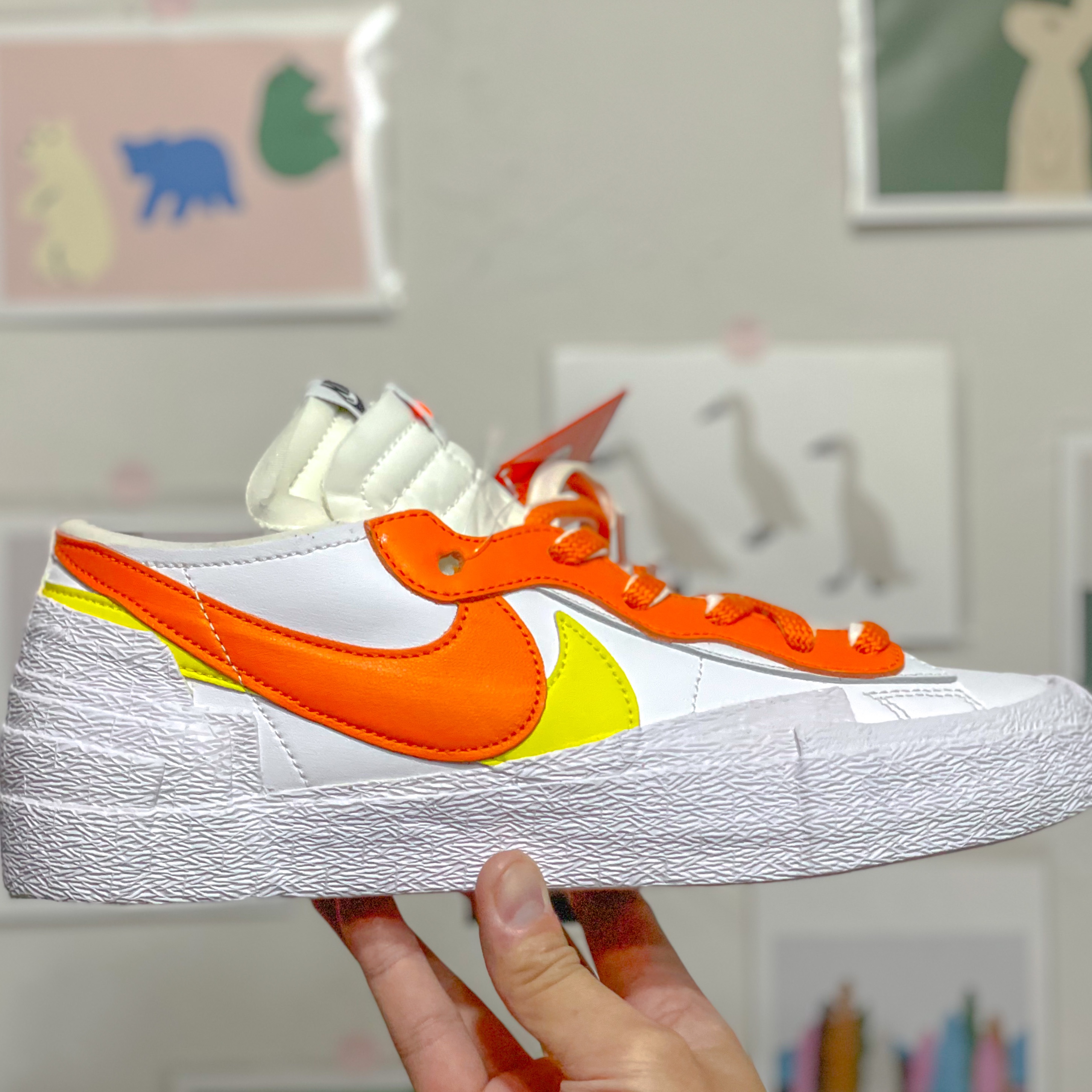 Nike x Sacai Blazer Low Magma Orange 착용 스타일 - 2