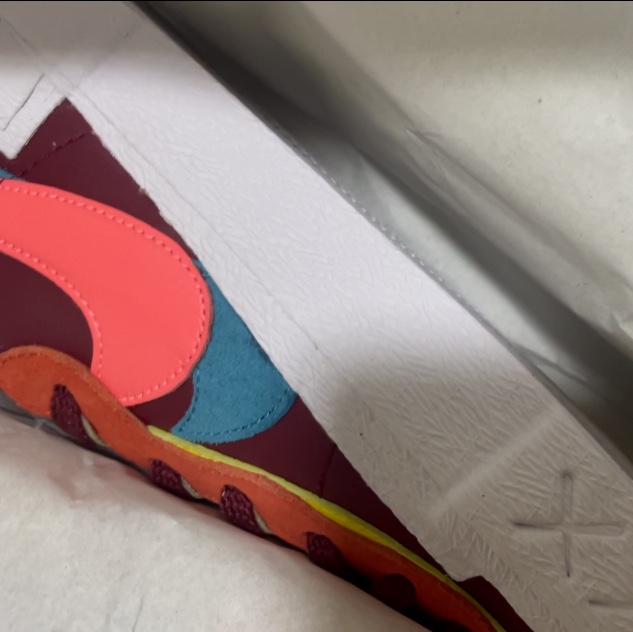 Nike x Sacai x Kaws Blazer Low Team Red 착용 스타일