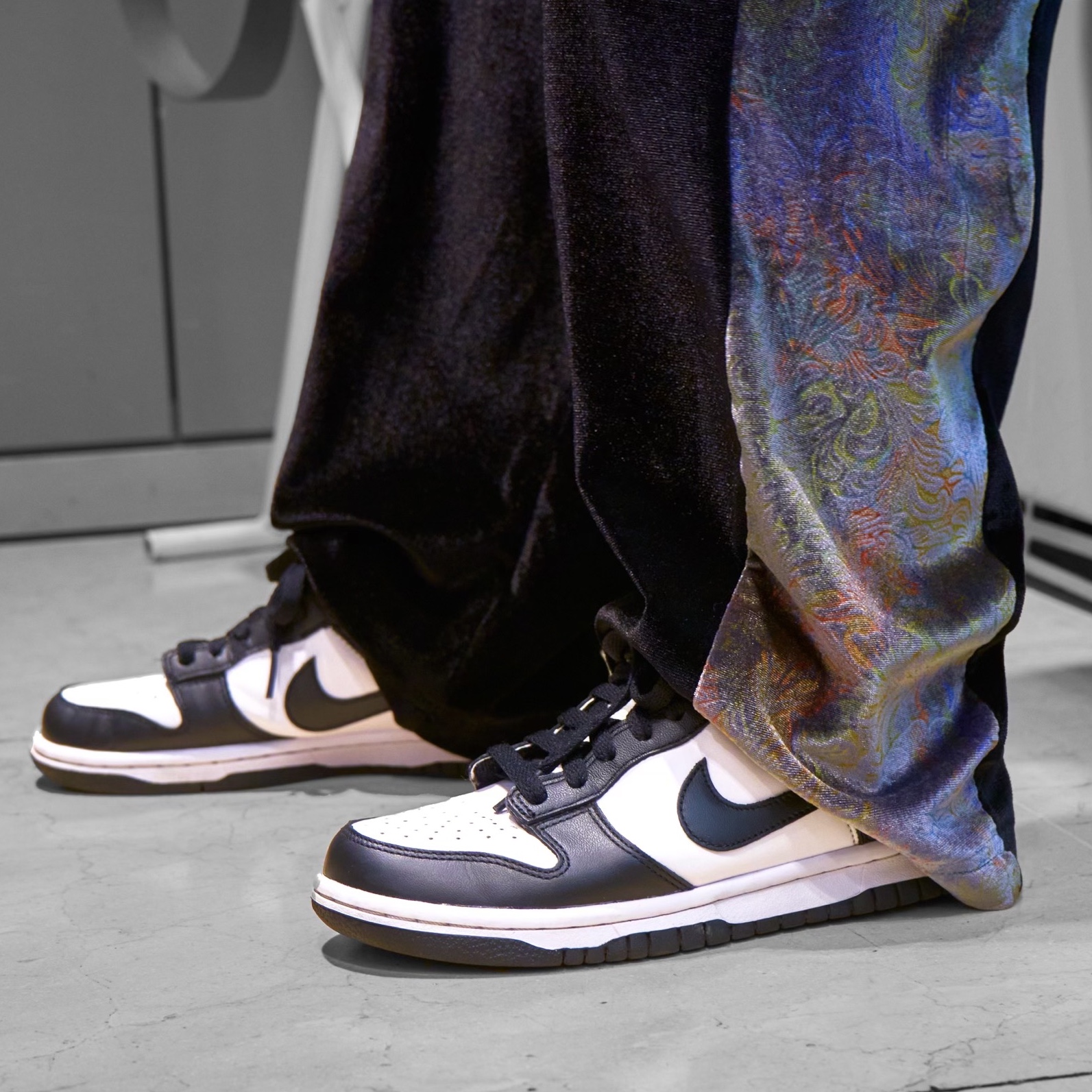 (W) Nike Dunk Low Black 착용 스타일 - 3