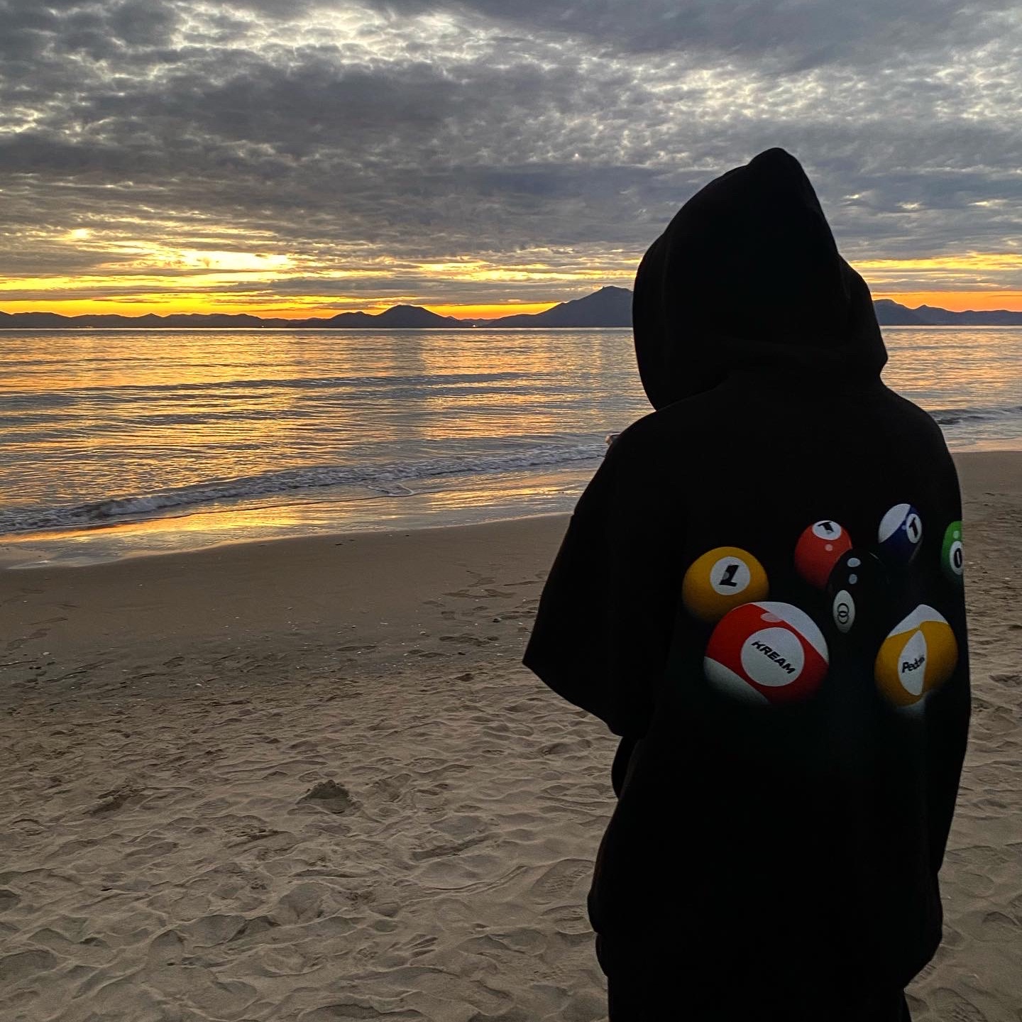 [KREAM Exclusive] Peaches. & KREAM Lotto Hoodie Black (XL) 착용 스타일