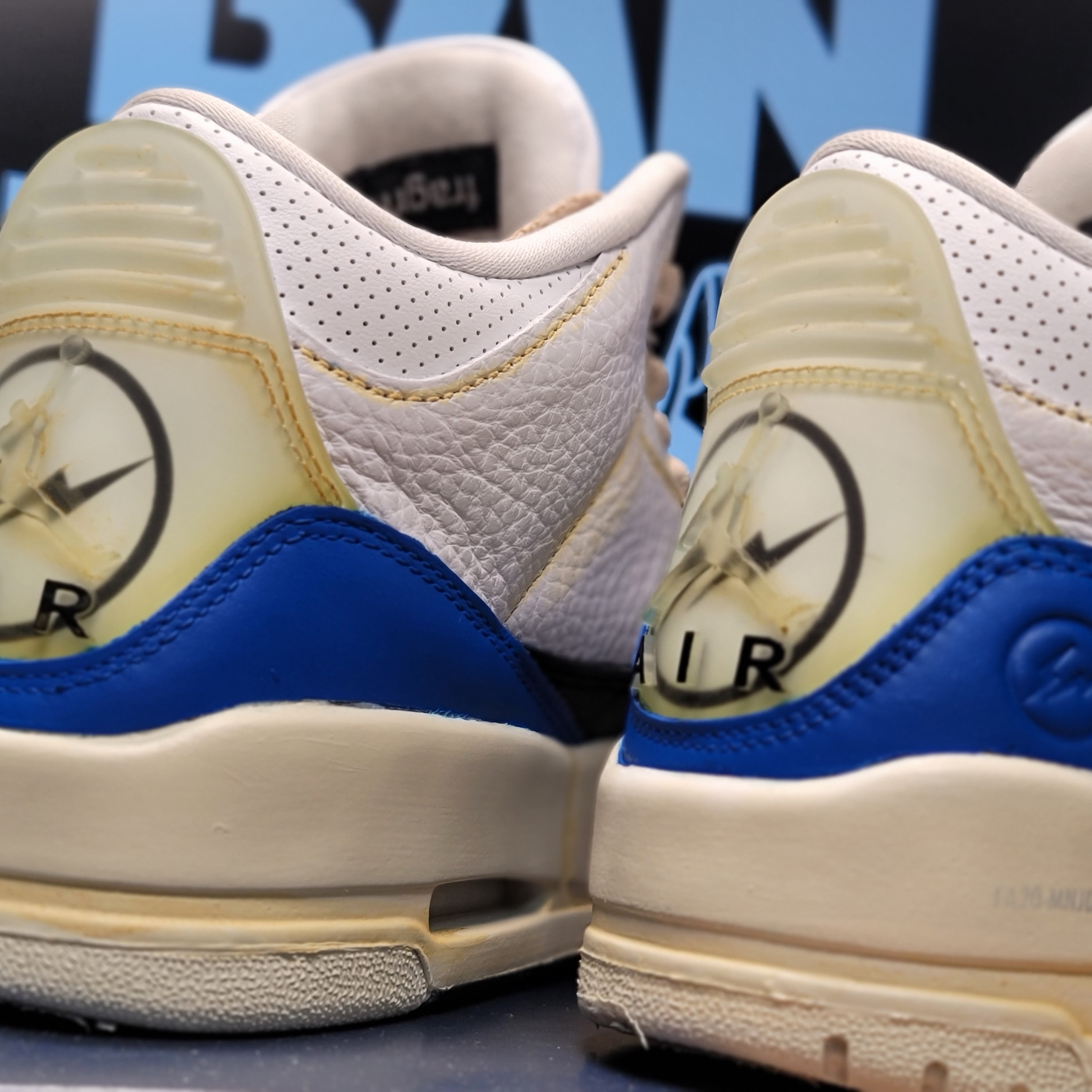 Jordan 3 x Fragment Retro SP White Black 착용 스타일 - 5